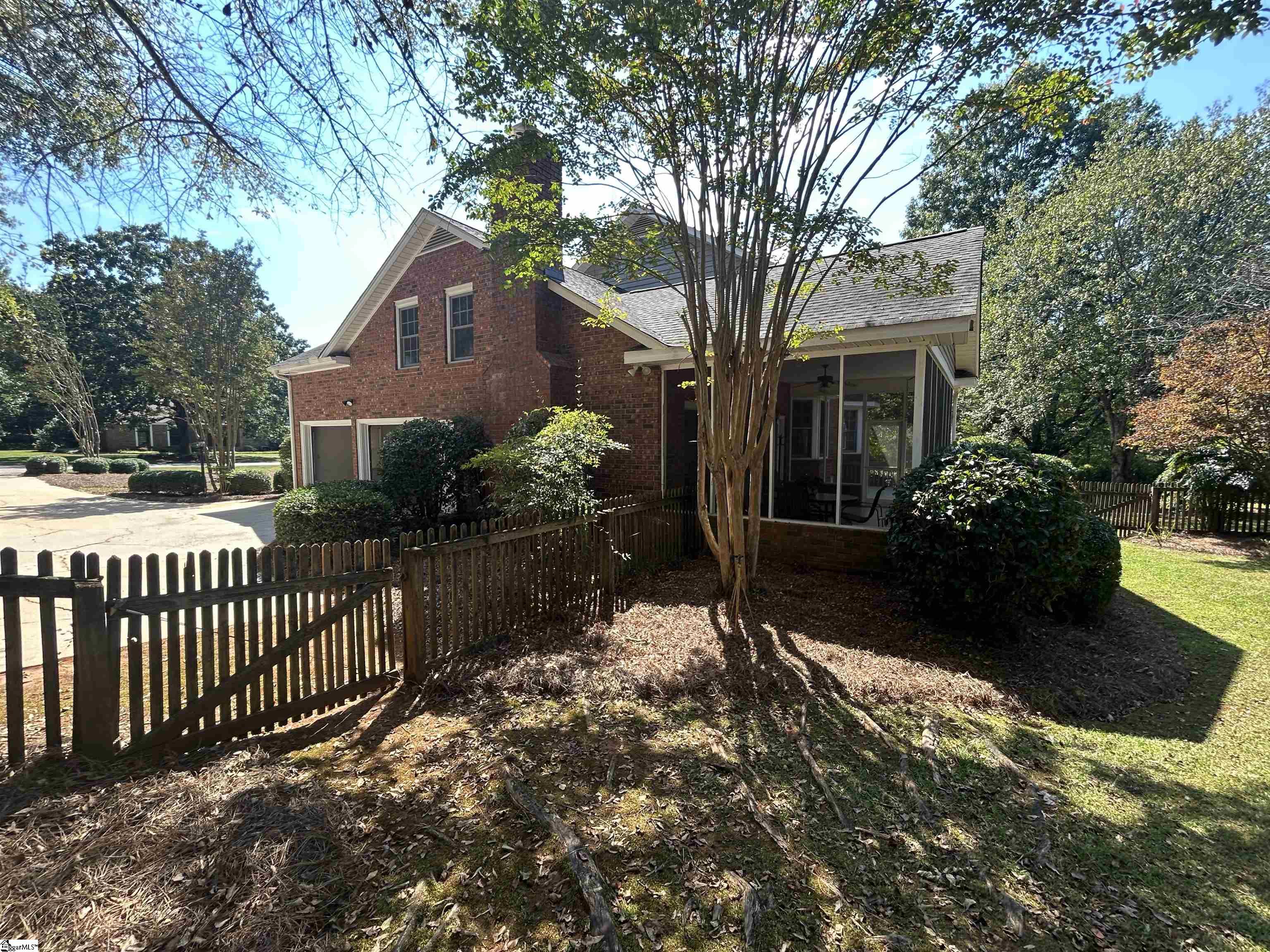98 Huntingdon Road Clinton, SC 29325