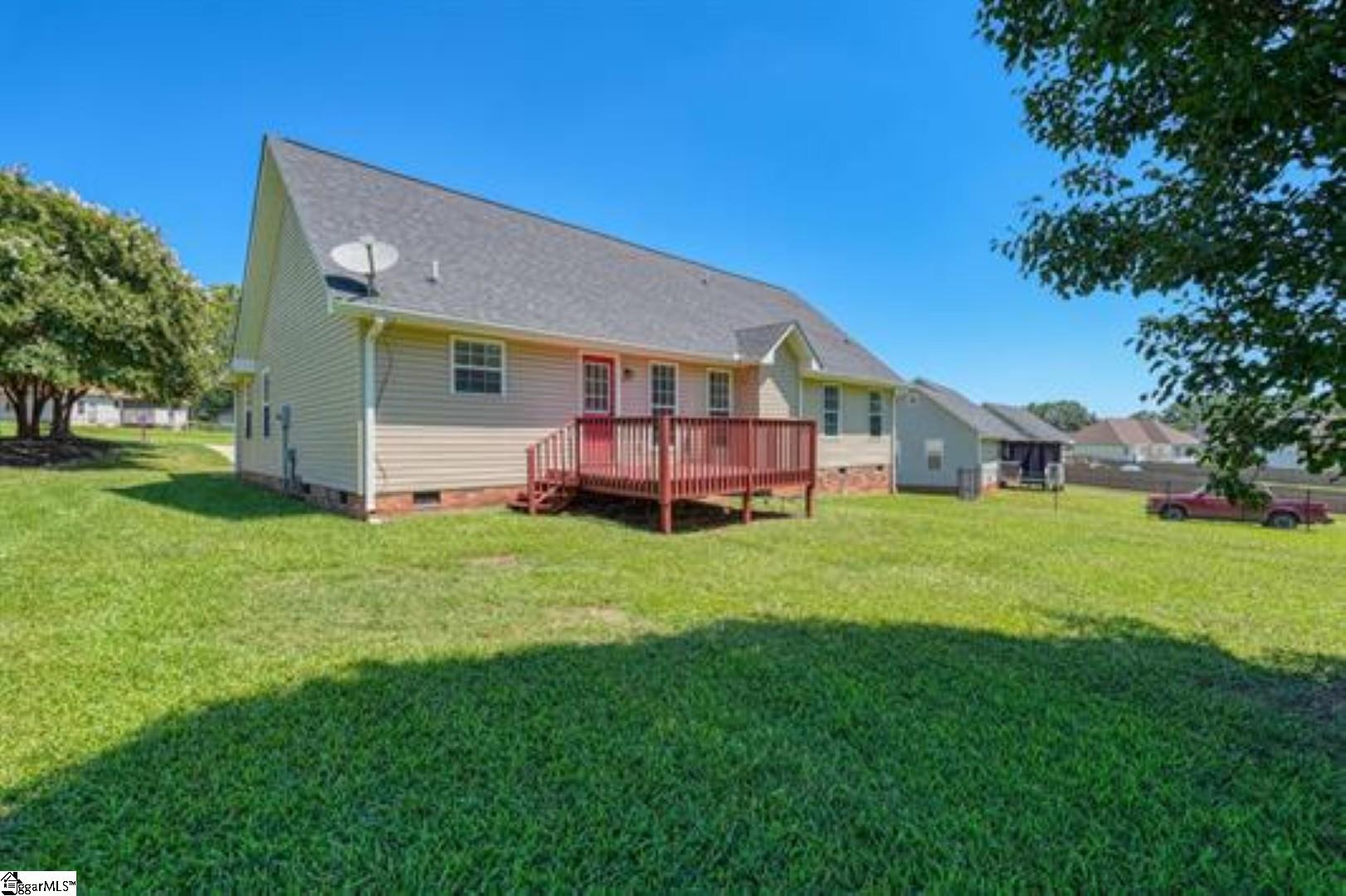 218 Joe Arthur Drive Roebuck, SC 29376