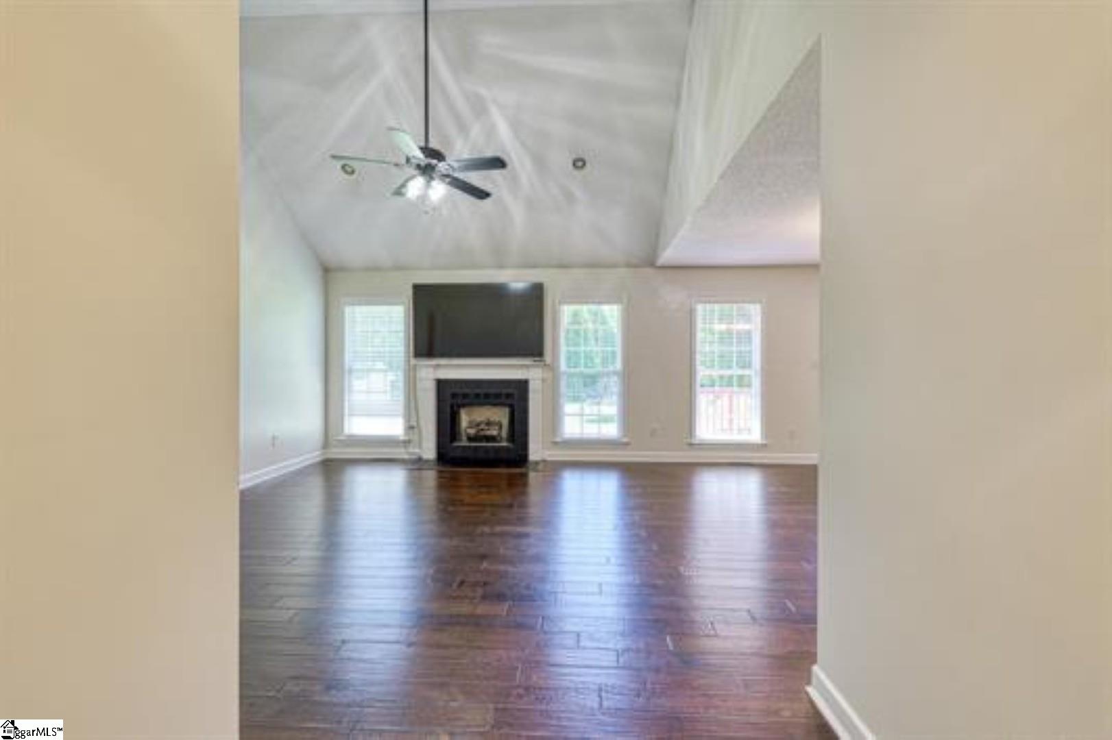 218 Joe Arthur Drive Roebuck, SC 29376