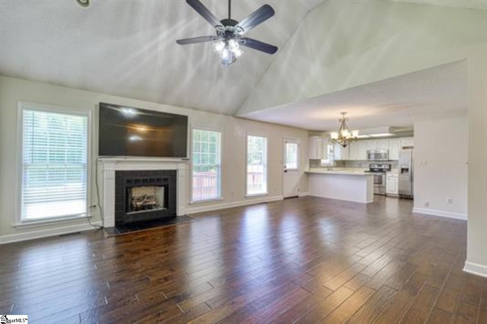 218 Joe Arthur Drive Roebuck, SC 29376
