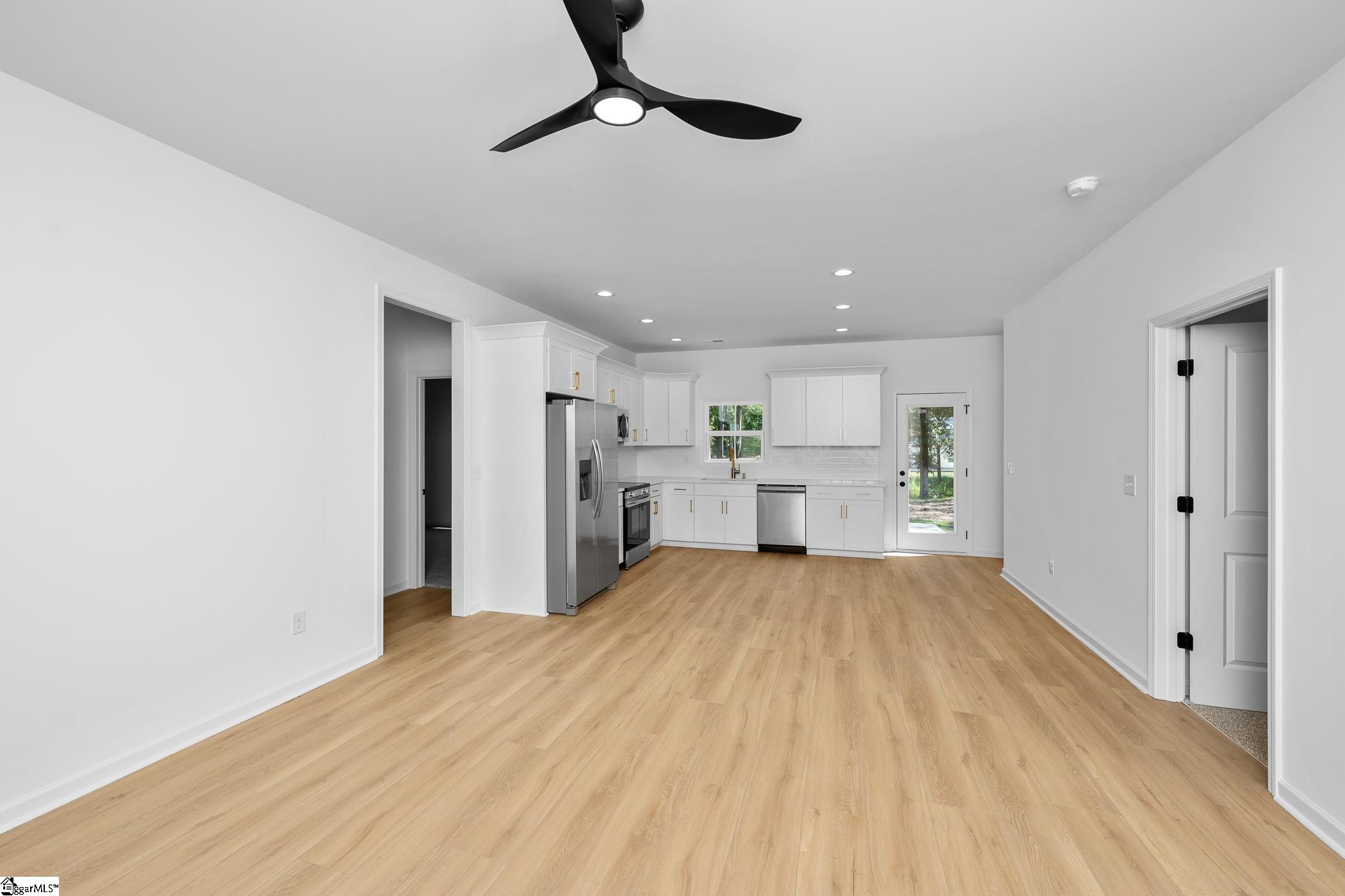 215 Wiles Street Iva, SC 29655