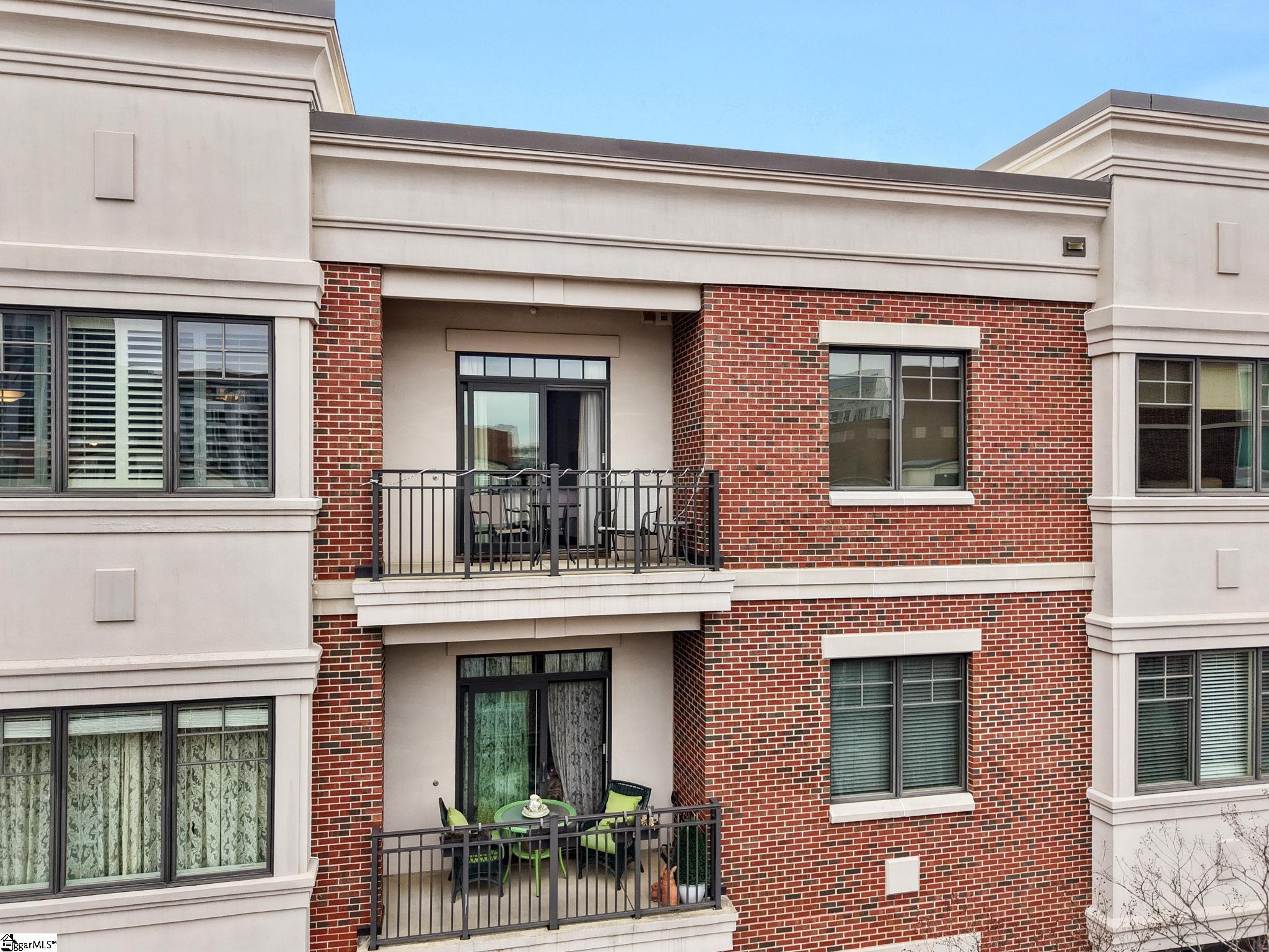 155 Riverplace UNIT Unit 407 Greenville, SC 29601