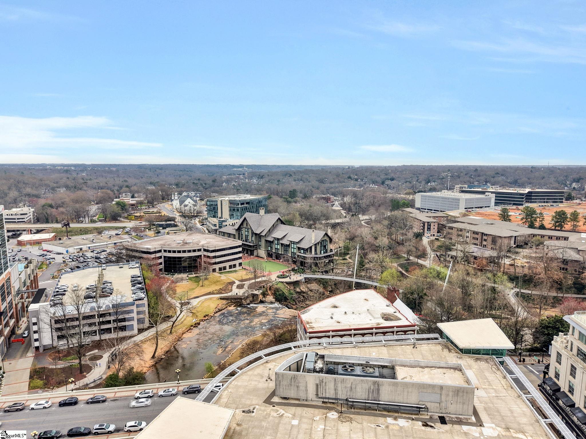 155 Riverplace UNIT Unit 407 Greenville, SC 29601