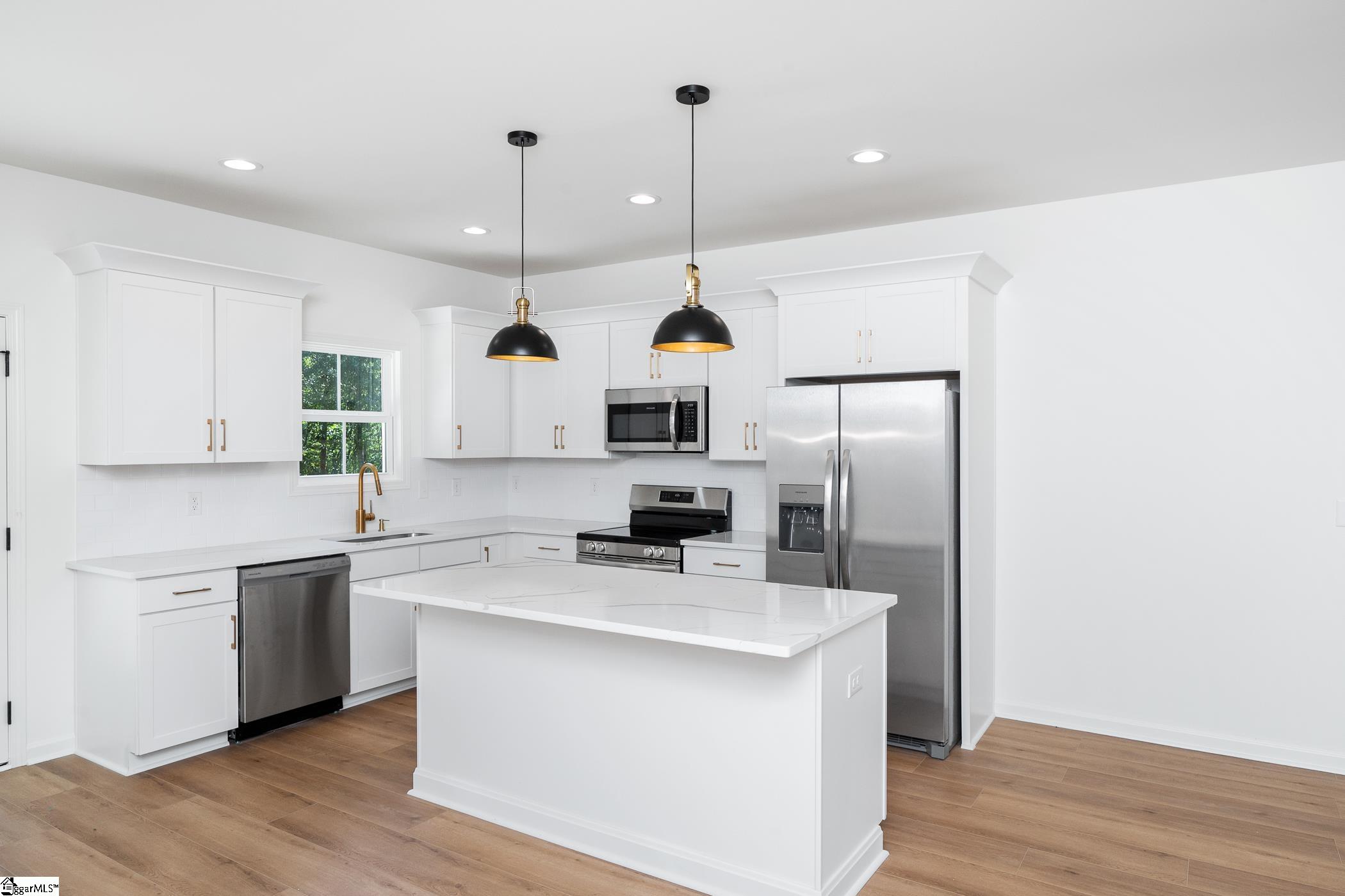 217 Wiles Street Iva, SC 29655