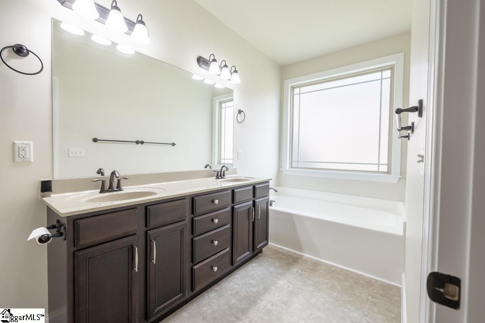 219 Catskill Drive Taylors, SC 29687