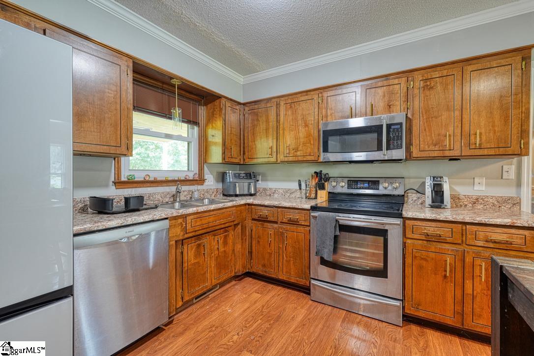 204 Lenderman Drive Inman, SC 29349