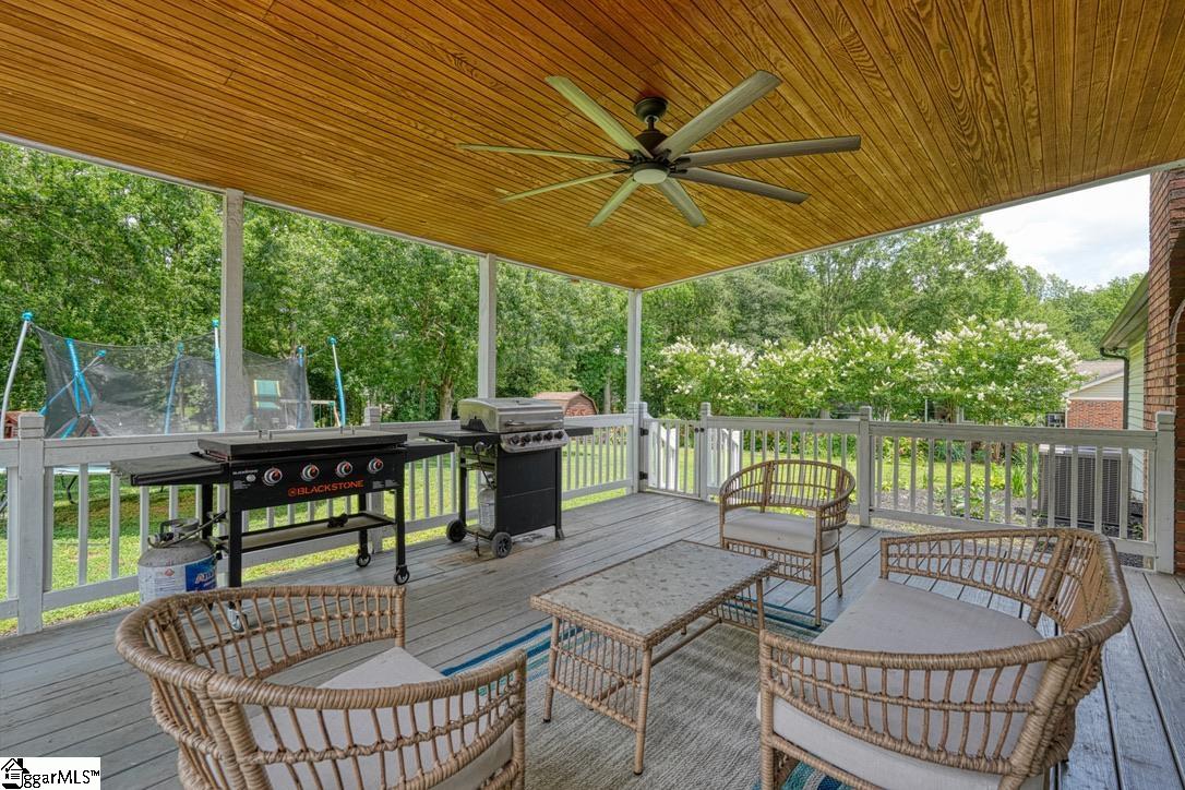 204 Lenderman Drive Inman, SC 29349