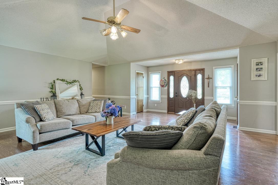 204 Lenderman Drive Inman, SC 29349