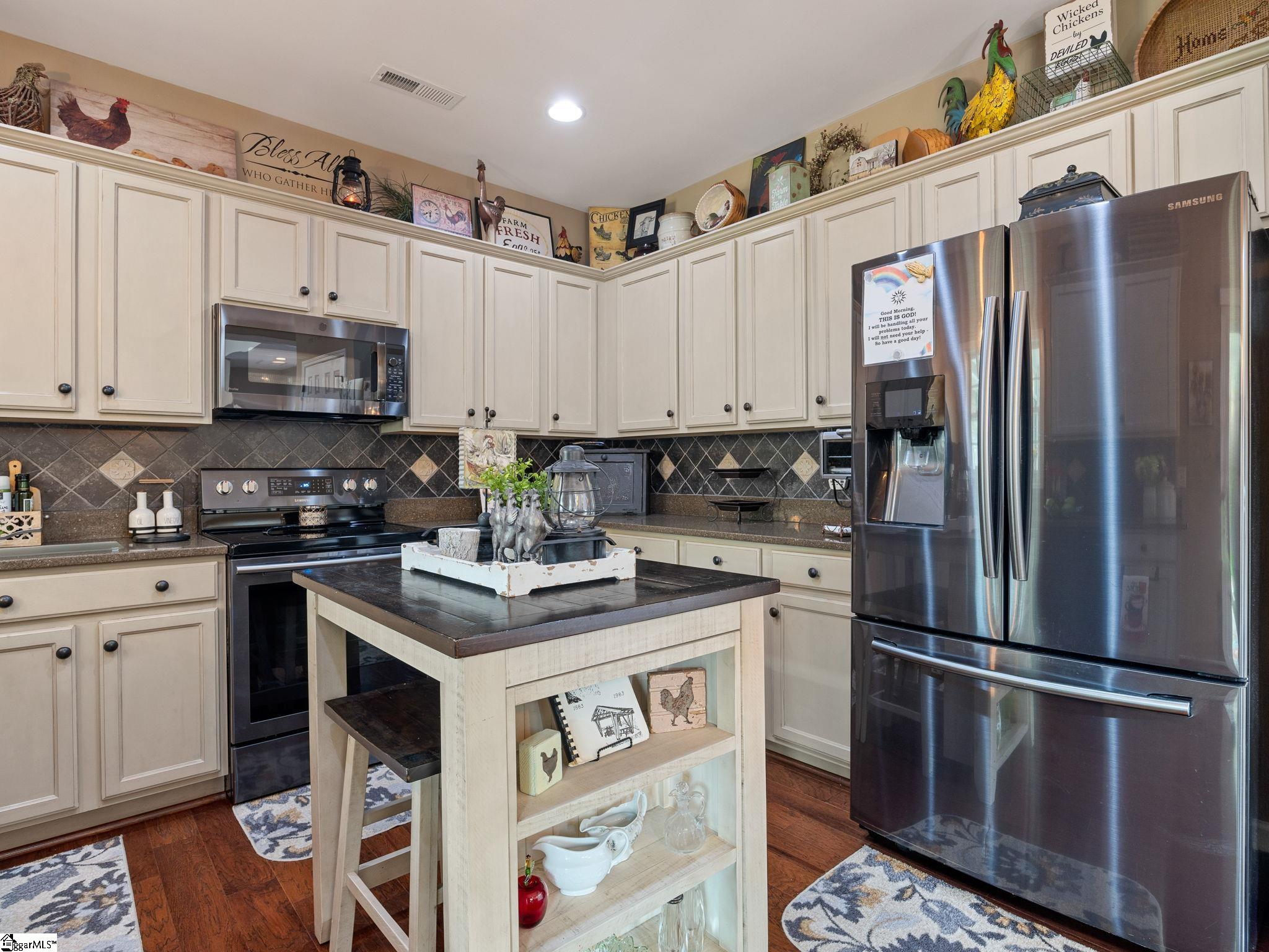 443 N Sweetwater Hills Drive Moore, SC 29369