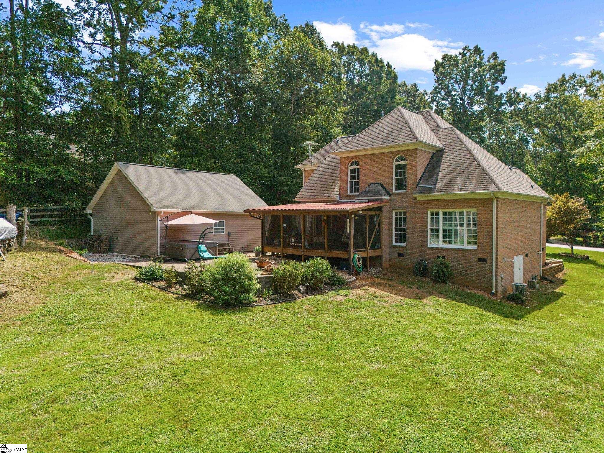 304 Farmwood Drive Fountain Inn, SC 29644