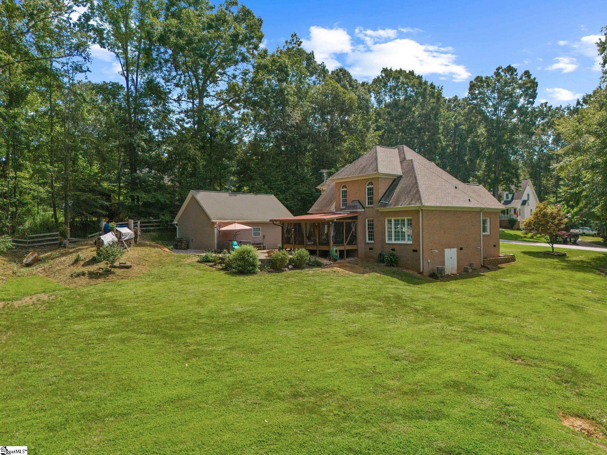 304 Farmwood Drive Fountain Inn, SC 29644