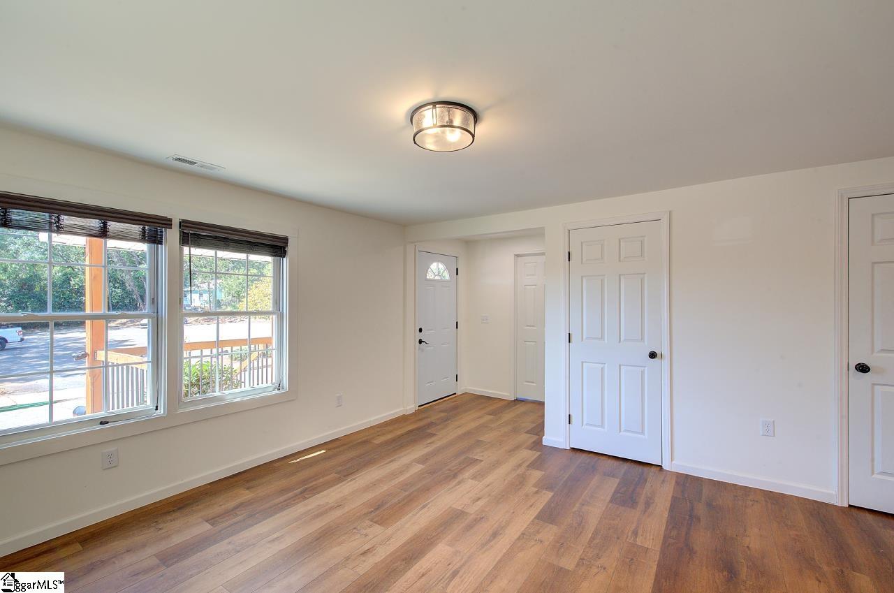109 Rebecca Street Greenville, SC 29607