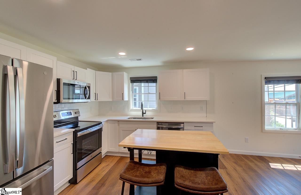 109 Rebecca Street Greenville, SC 29607