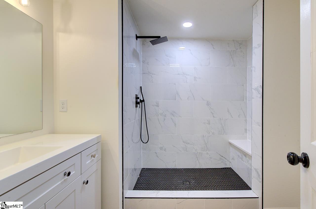 109 Rebecca Street Greenville, SC 29607