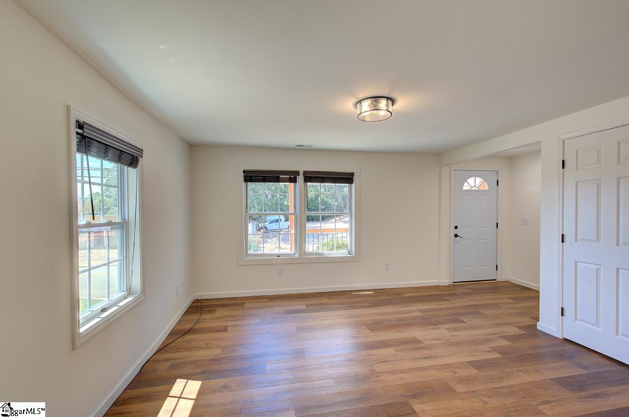 109 Rebecca Street Greenville, SC 29607