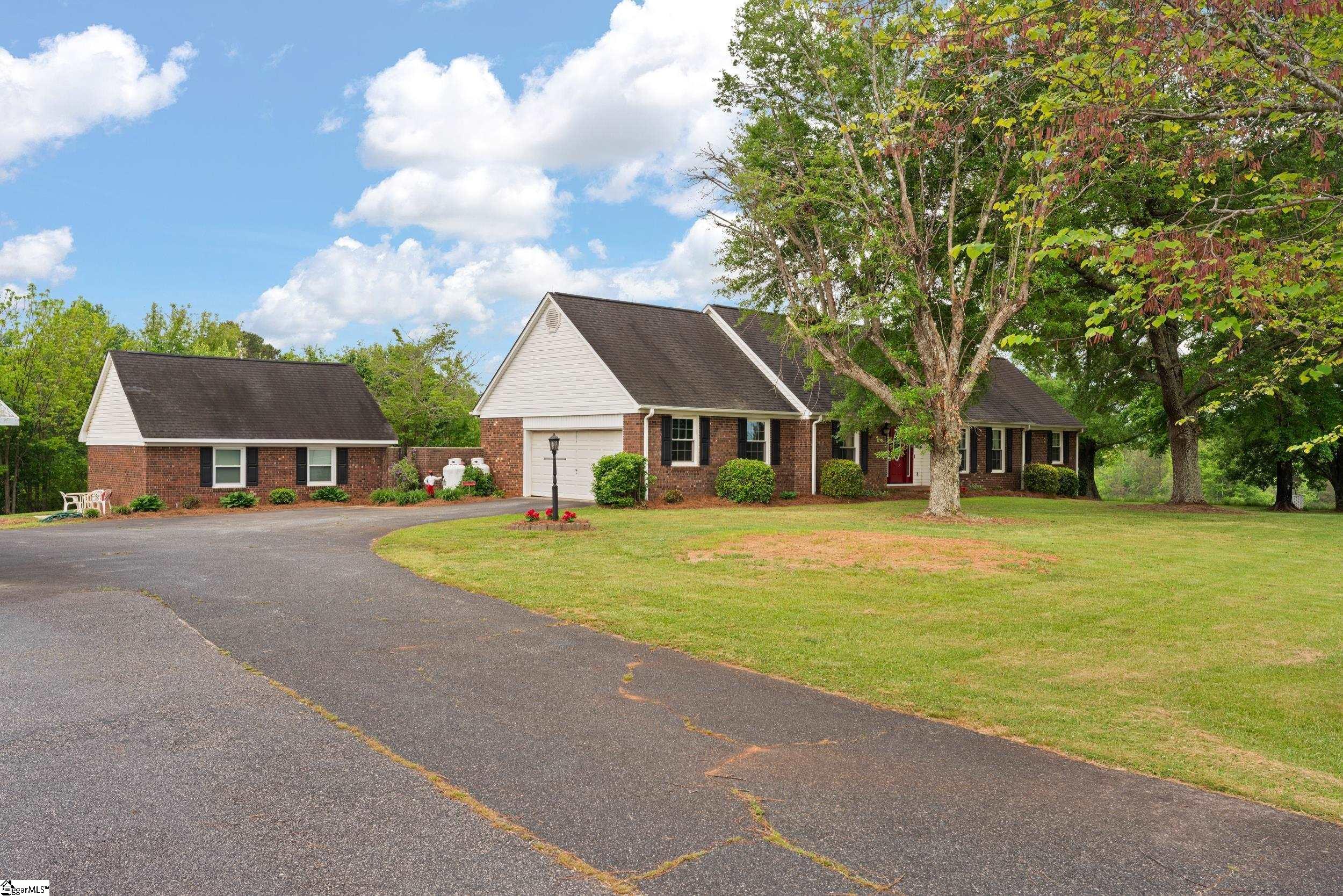 411 Double Branch Road Cowpens, SC 29330