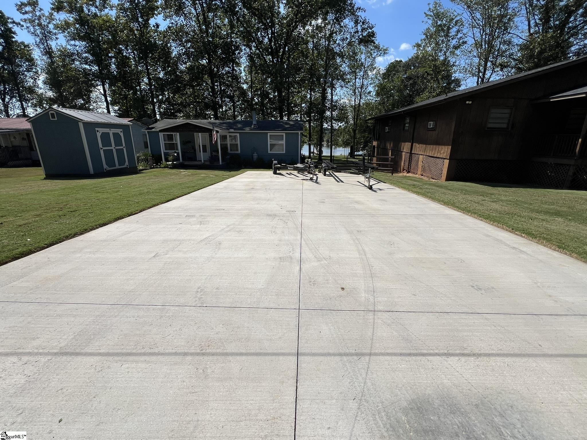 110 Dogwood Lane Townville, SC 29689