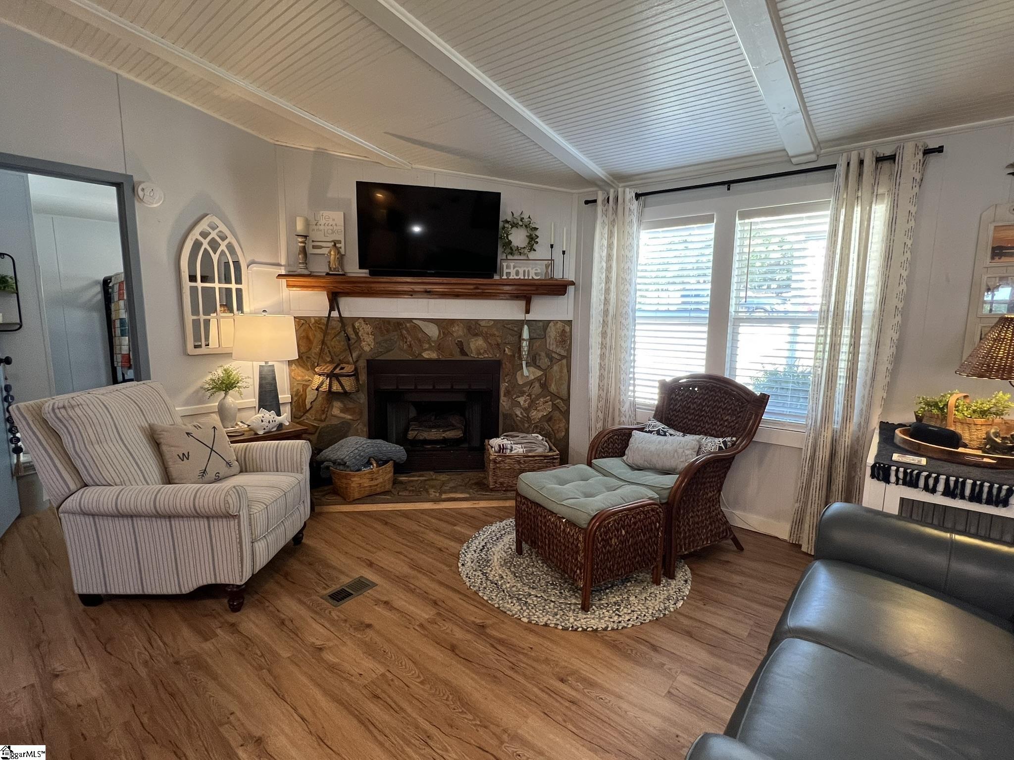110 Dogwood Lane Townville, SC 29689