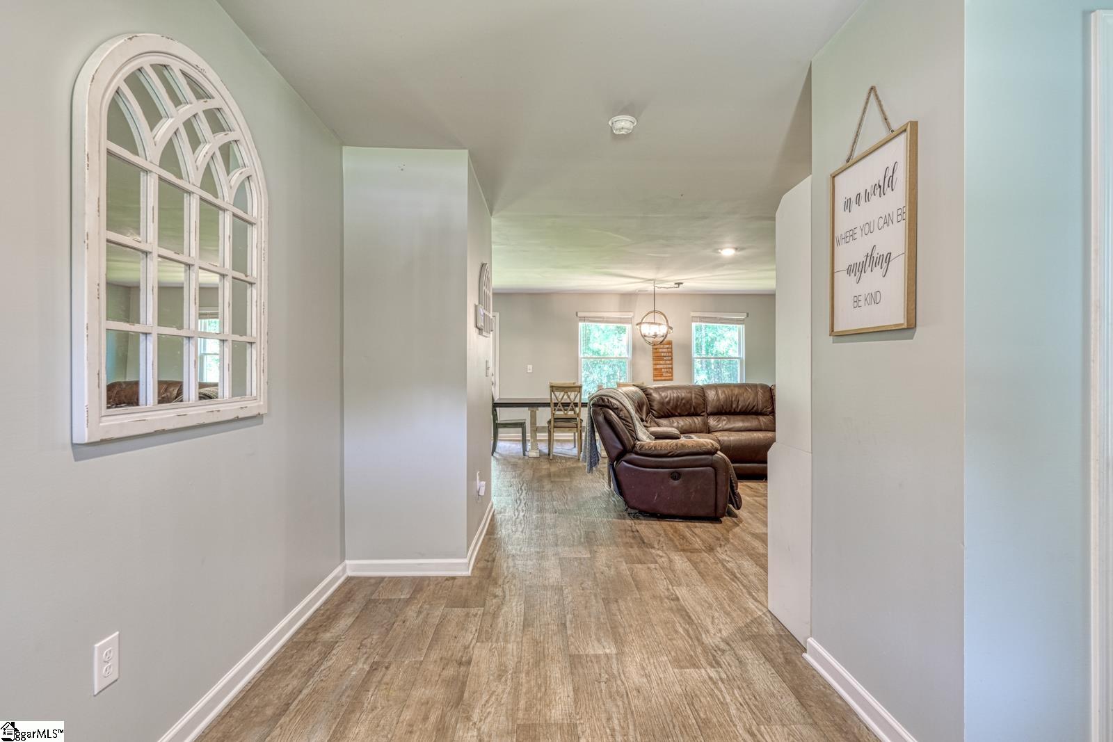 1281 Twin Bridge Road Gaffney, SC 29341