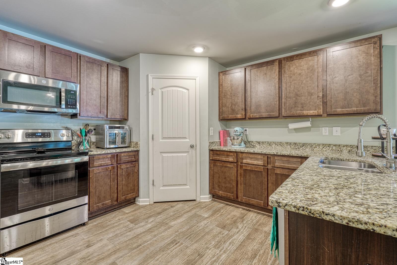 1281 Twin Bridge Road Gaffney, SC 29341