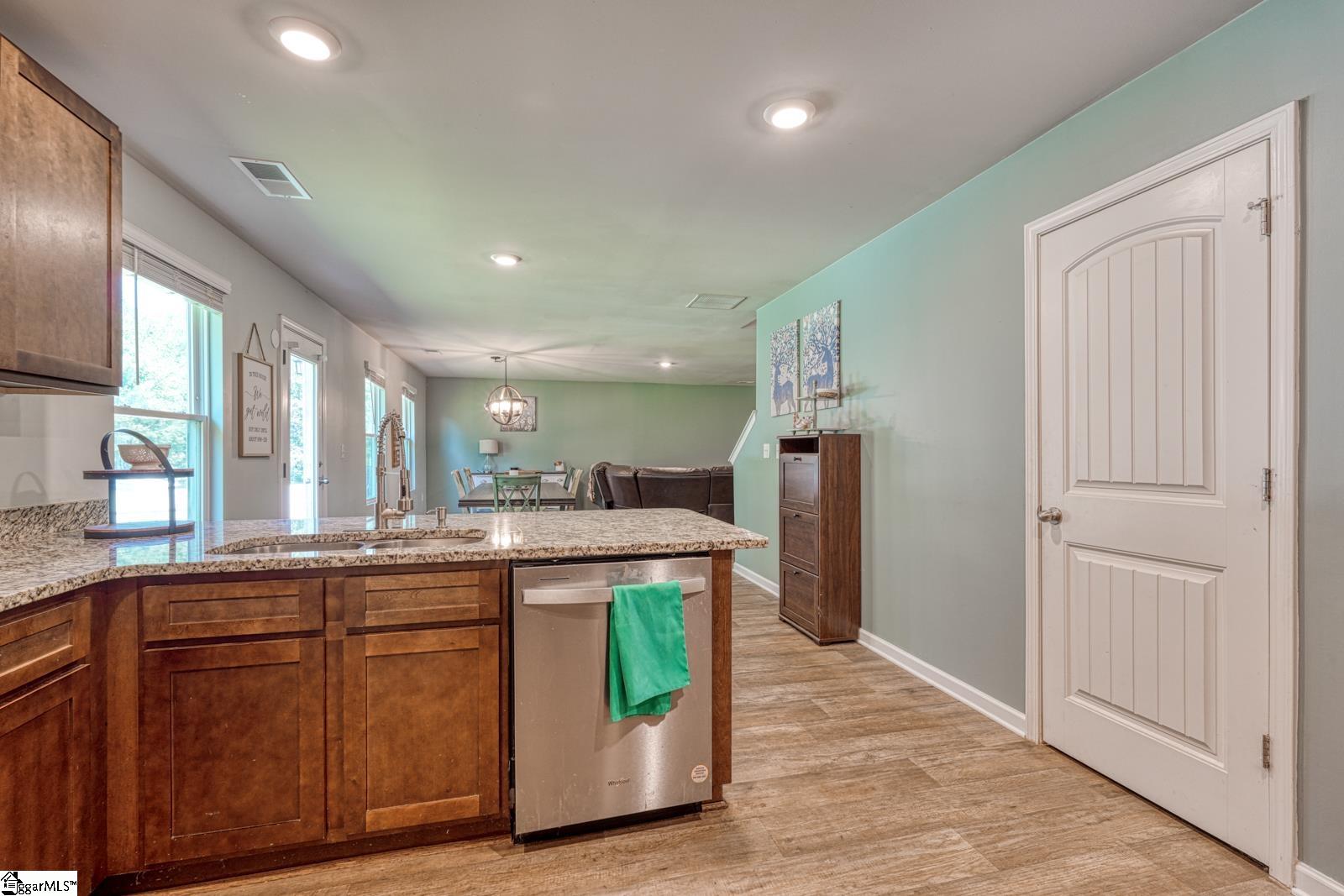 1281 Twin Bridge Road Gaffney, SC 29341