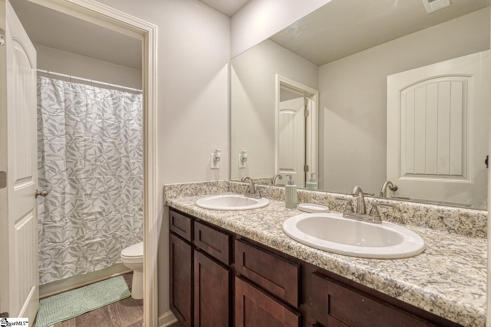 1281 Twin Bridge Road Gaffney, SC 29341