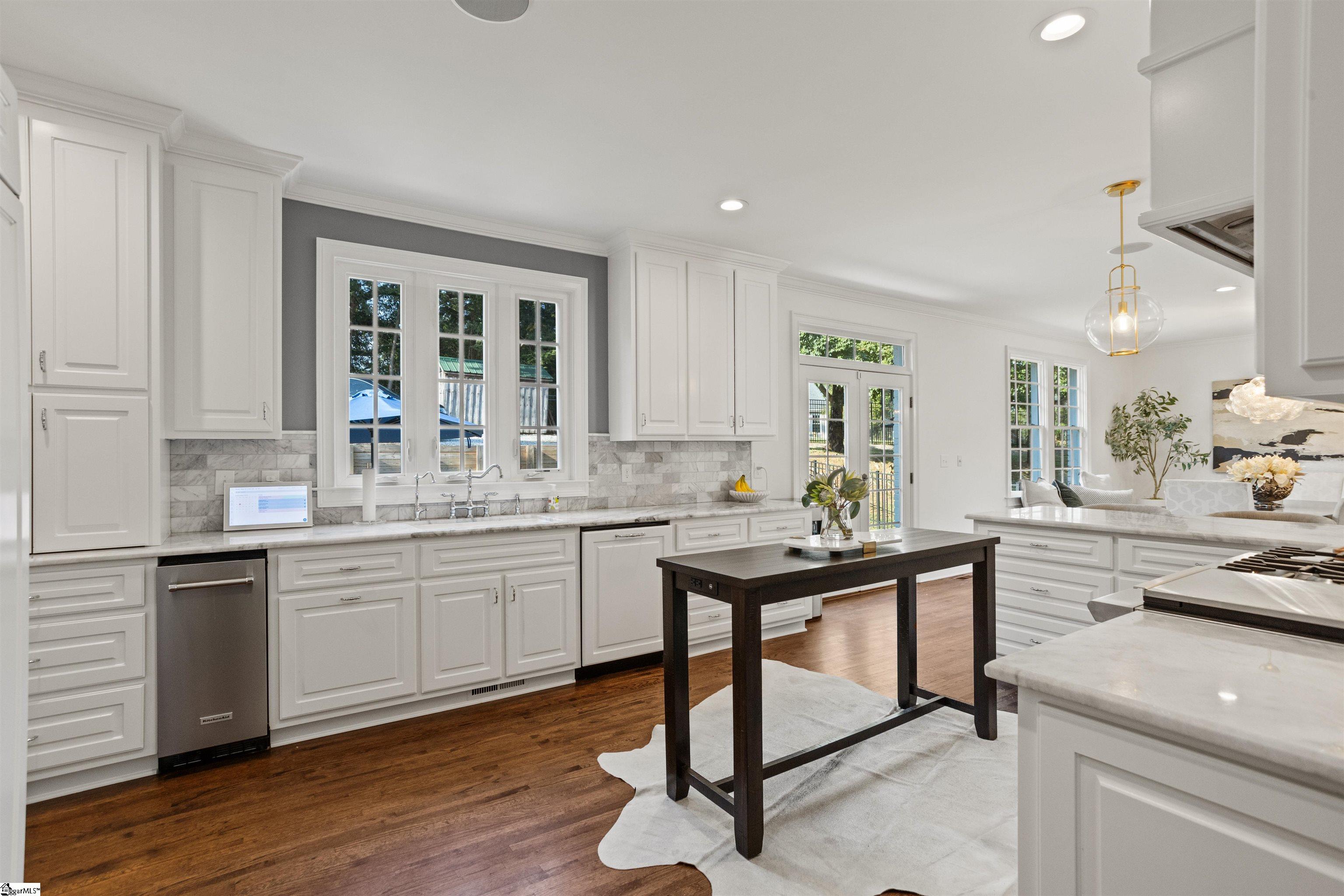 32 Country Club Drive Greenville, SC 29605