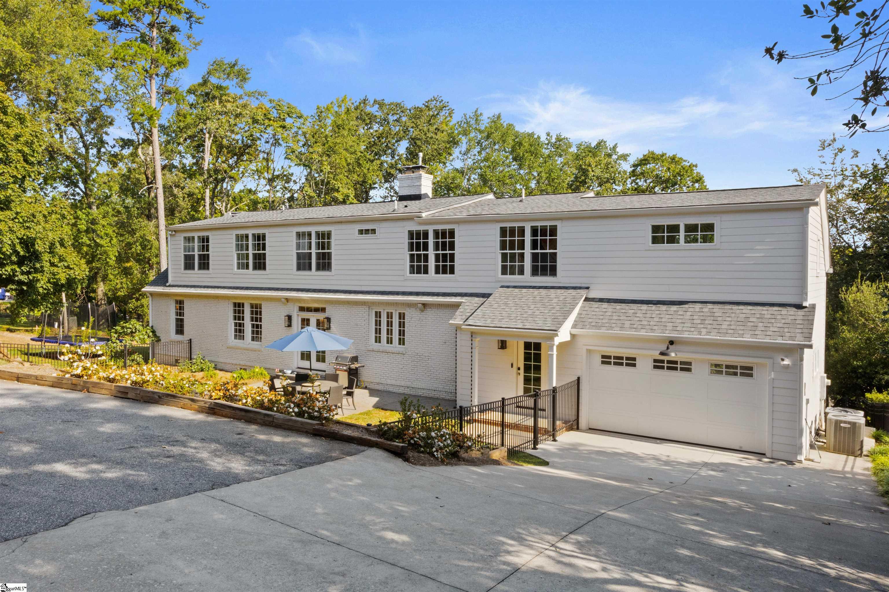 32 Country Club Drive Greenville, SC 29605