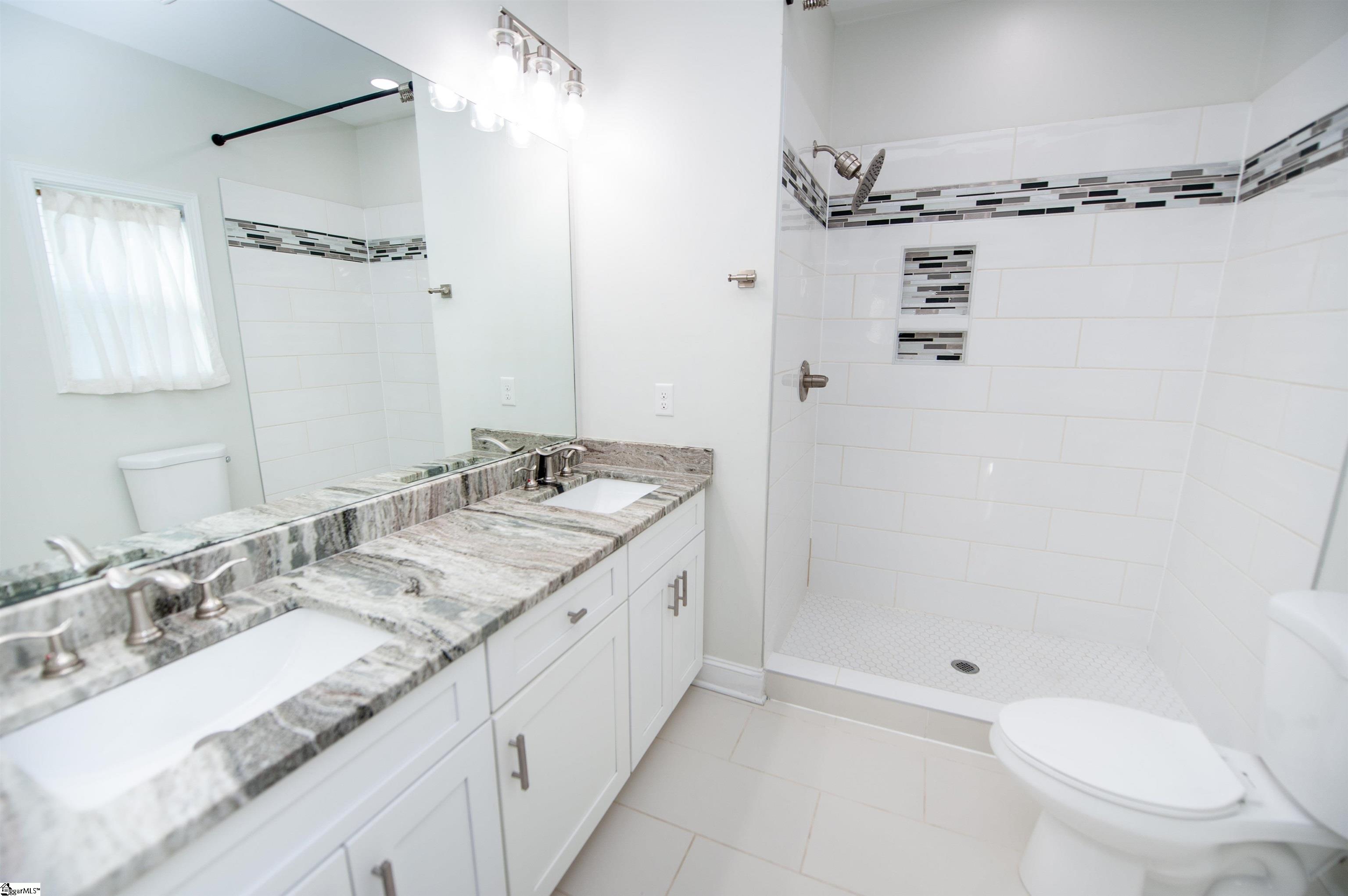 236 Stone Avenue Woodruff, SC 29388