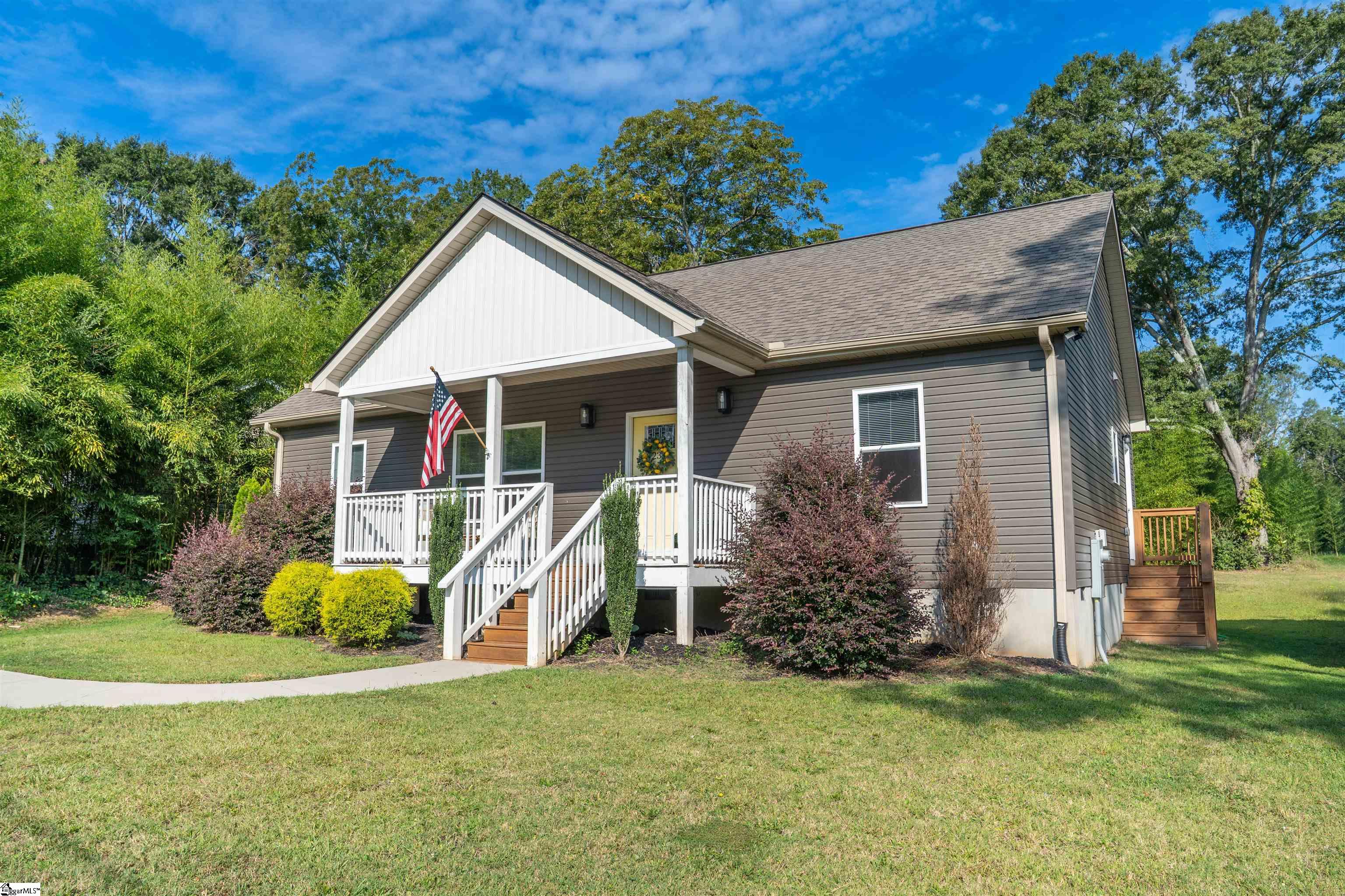 236 Stone Avenue Woodruff, SC 29388