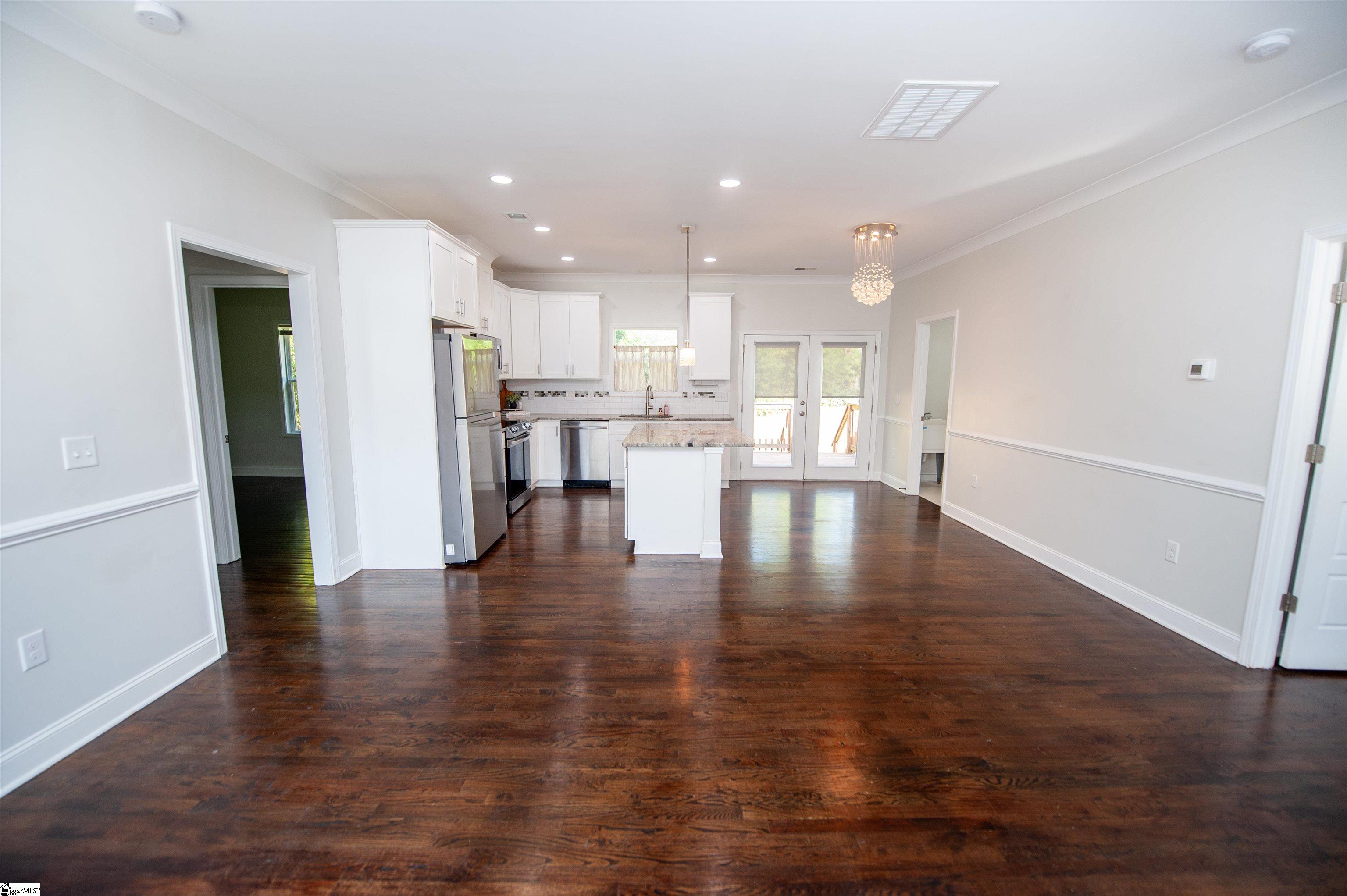 236 Stone Avenue Woodruff, SC 29388