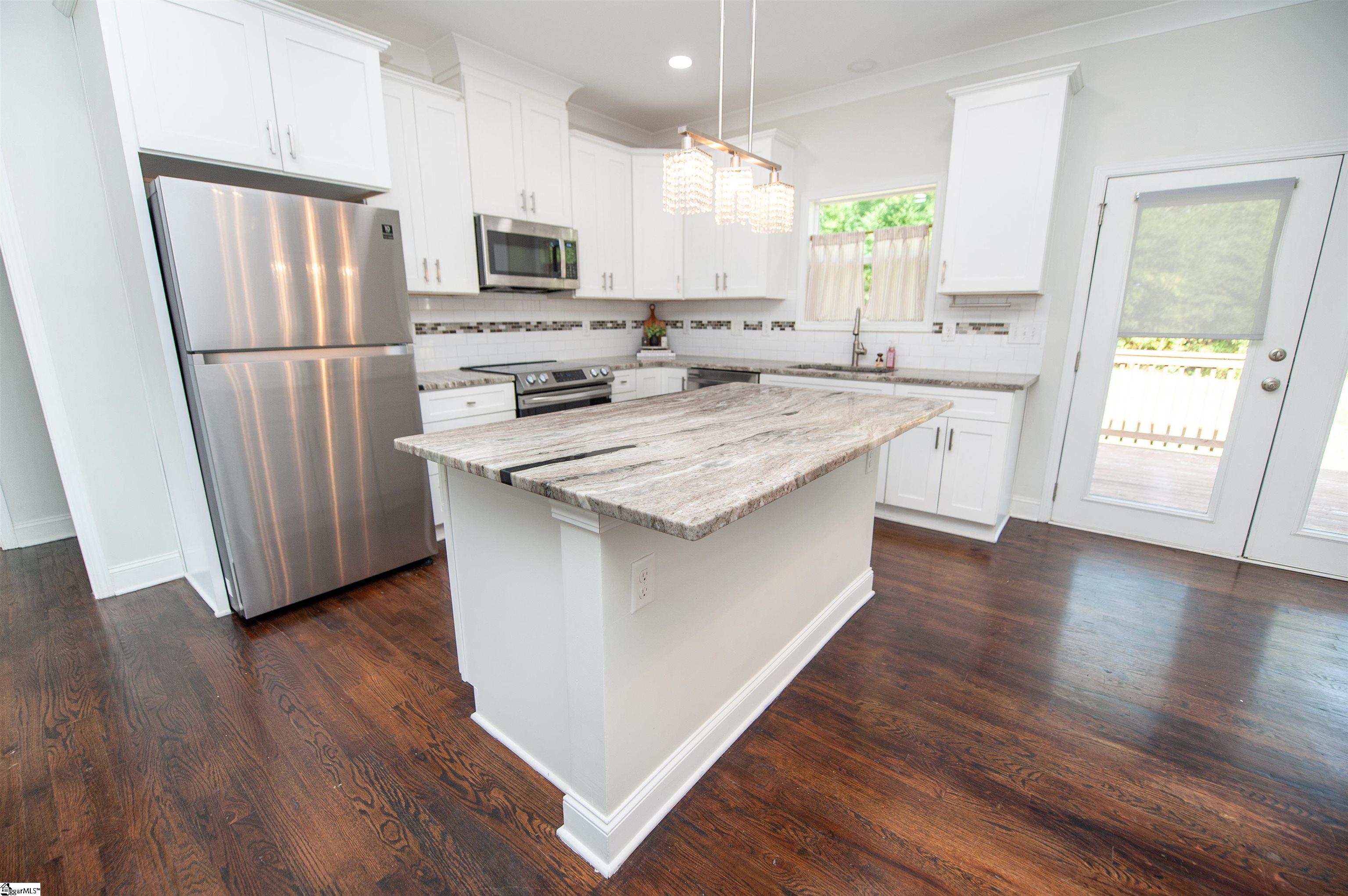236 Stone Avenue Woodruff, SC 29388
