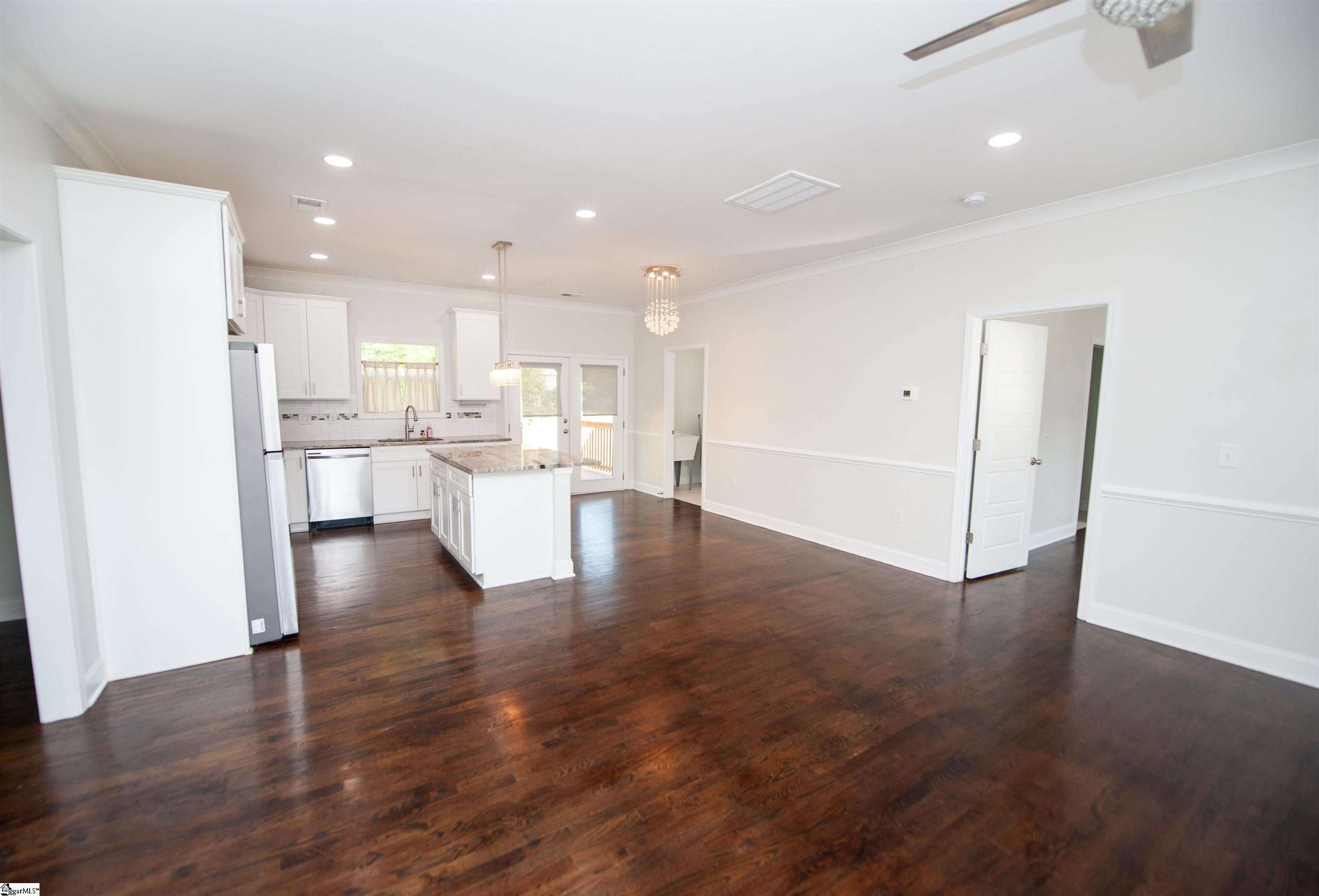 236 Stone Avenue Woodruff, SC 29388