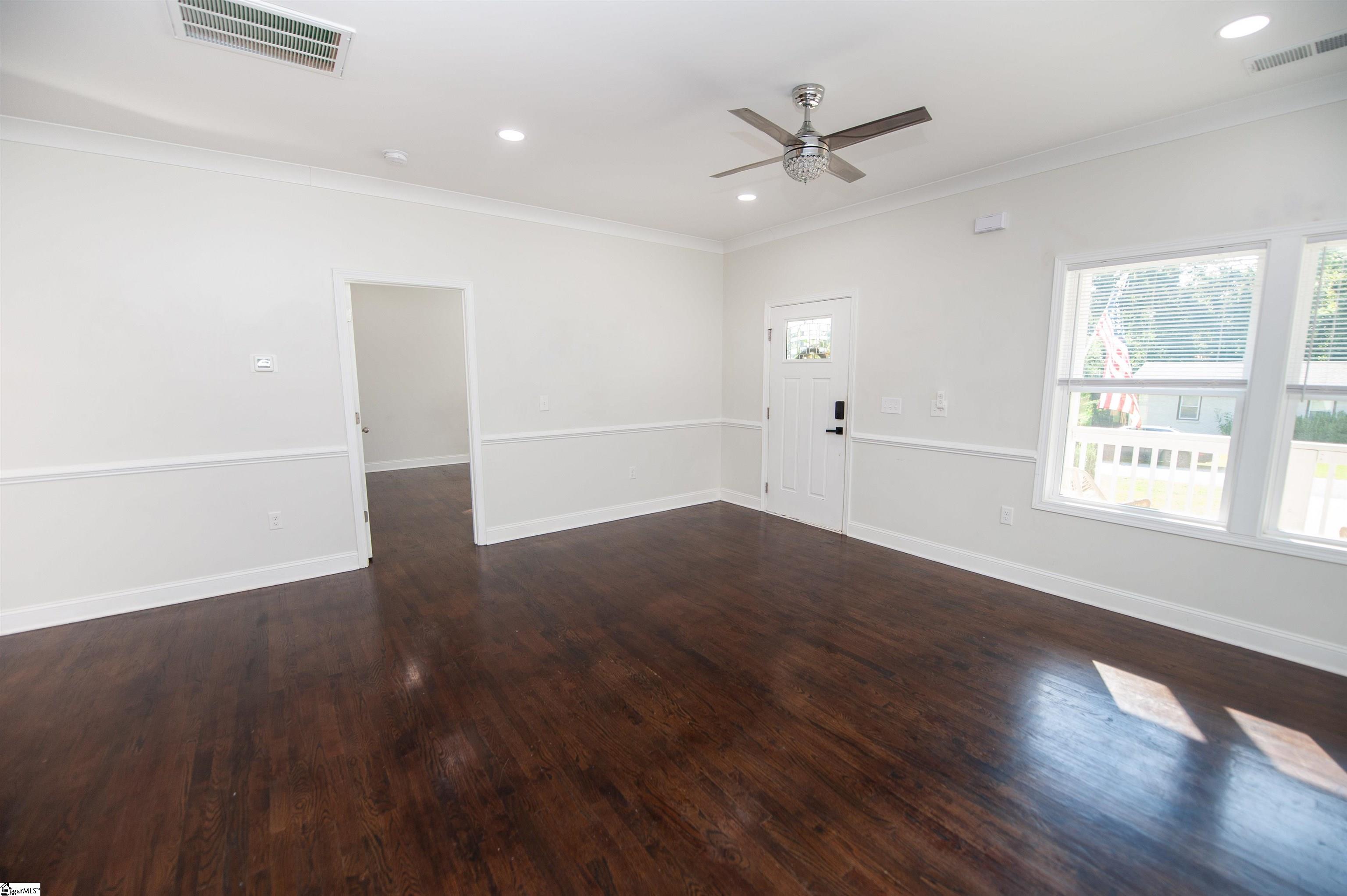 236 Stone Avenue Woodruff, SC 29388