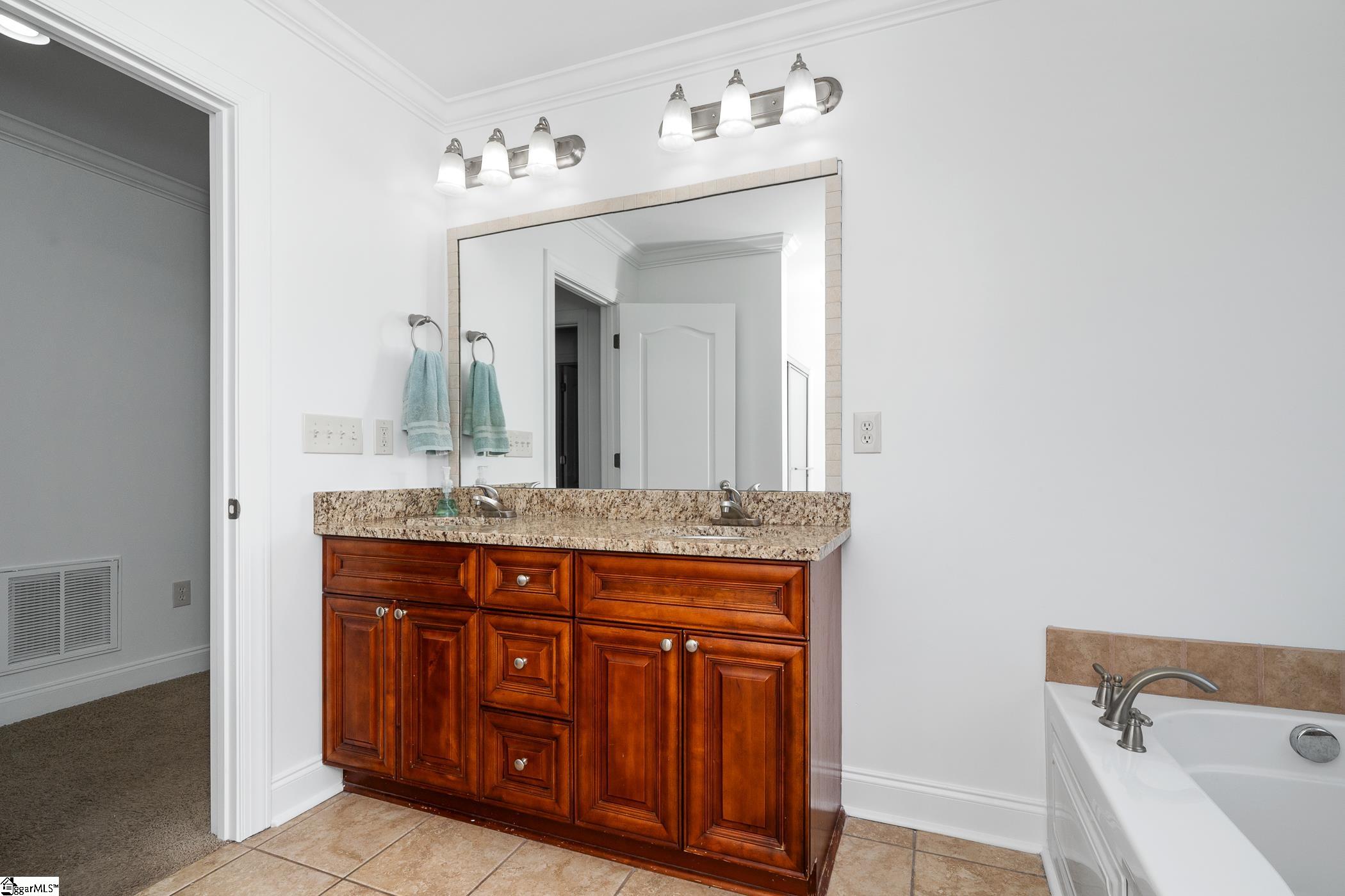 307 Tall Oaks Trail Inman, SC 29349
