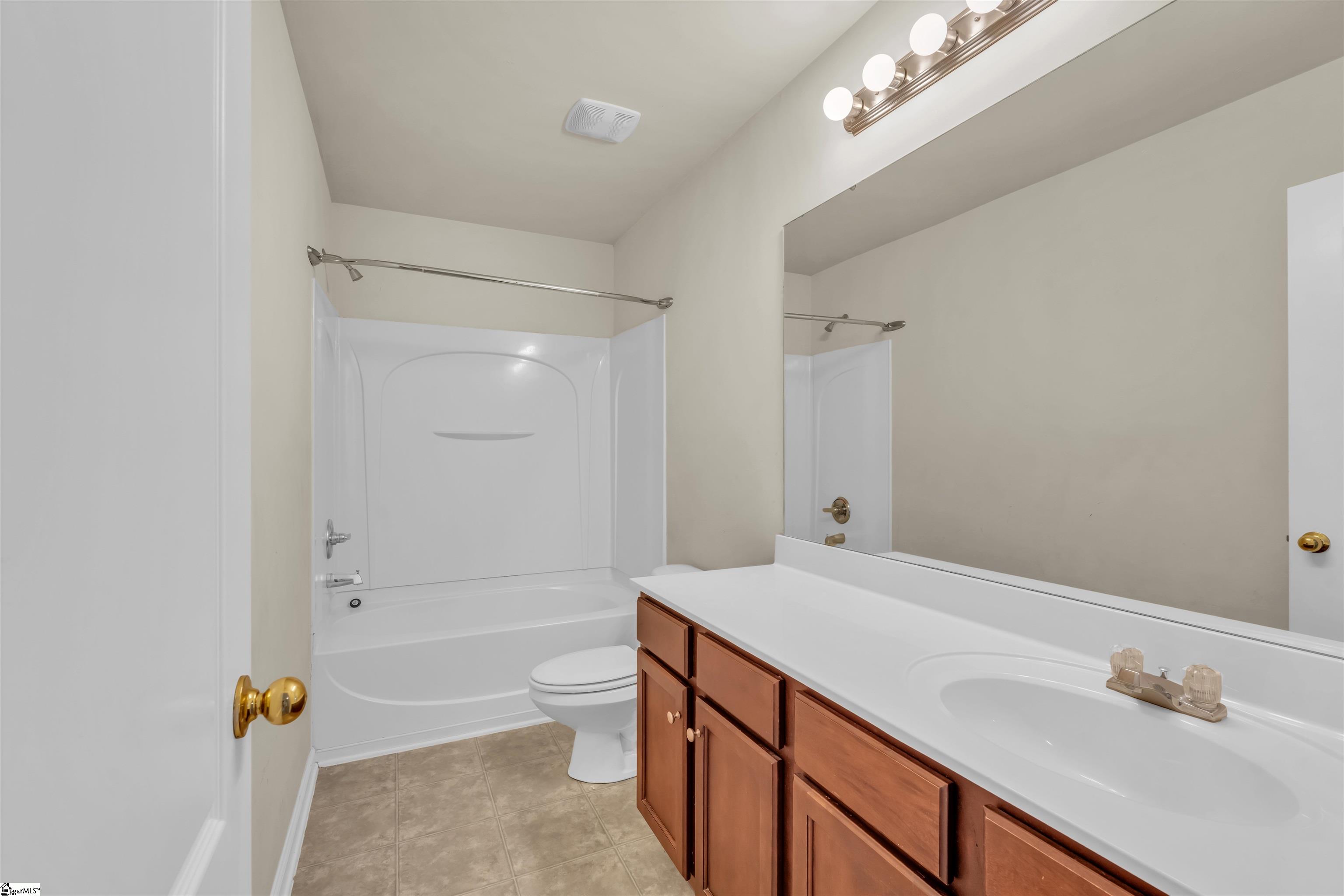 22 Golden Acre Court Simpsonville, SC 29681