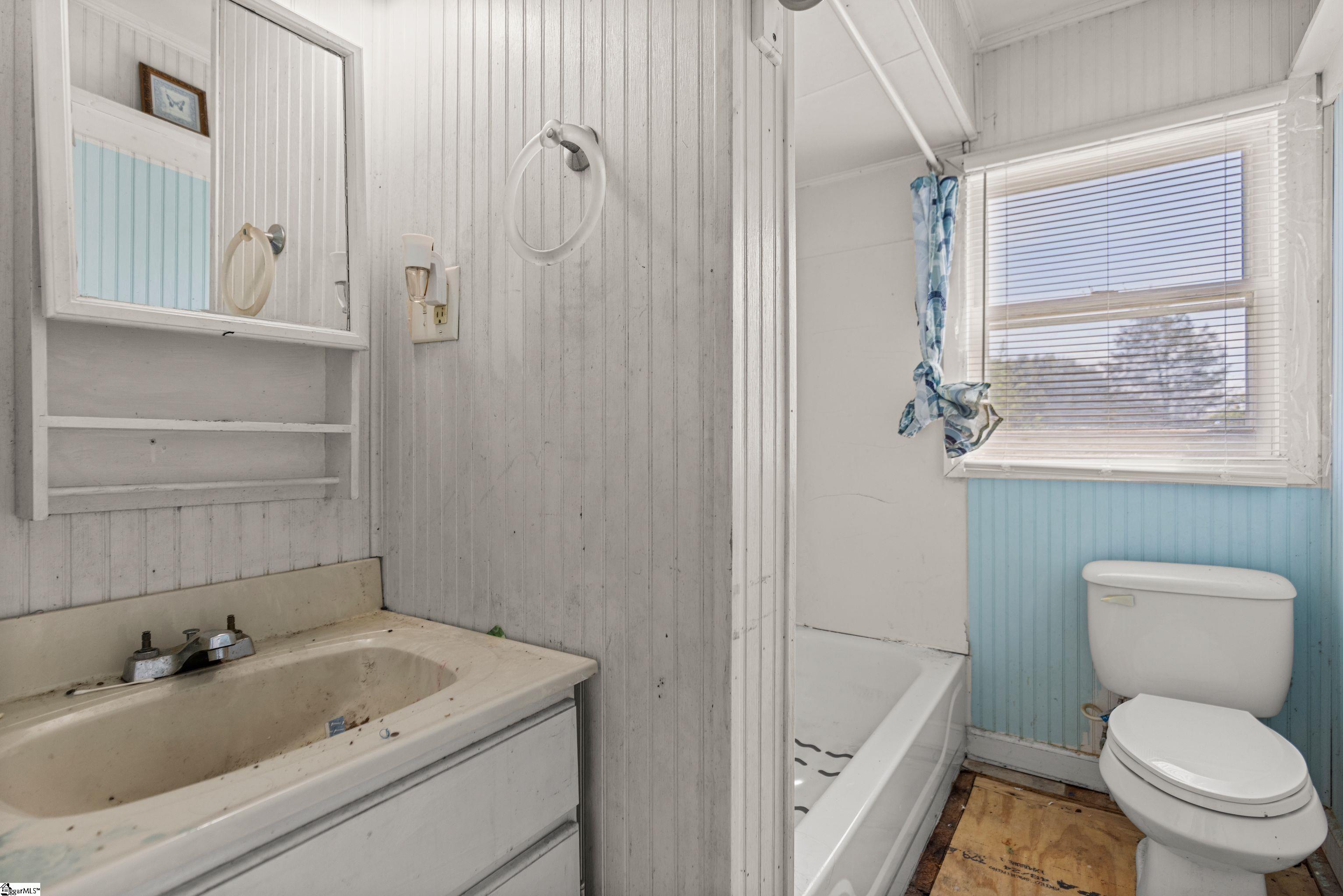 270 Rocky Ridge Road Enoree, SC 29335