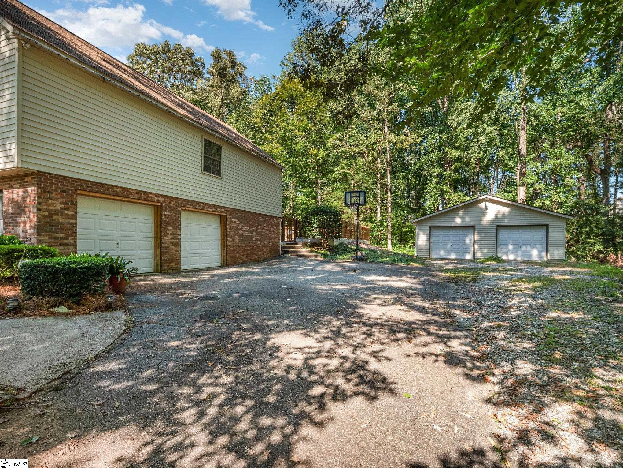 147 Bearden Drive Duncan, SC 29334