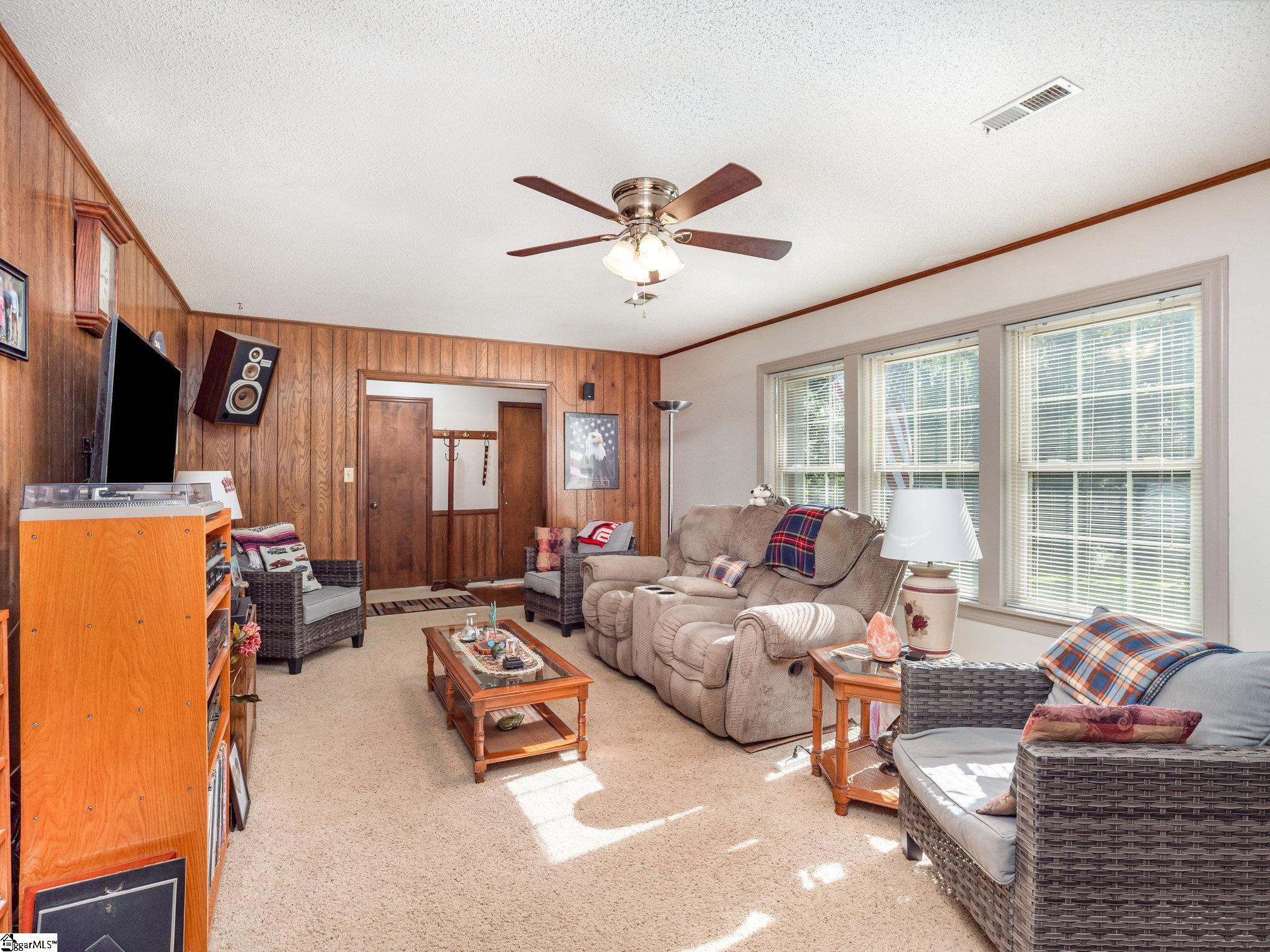 147 Bearden Drive Duncan, SC 29334