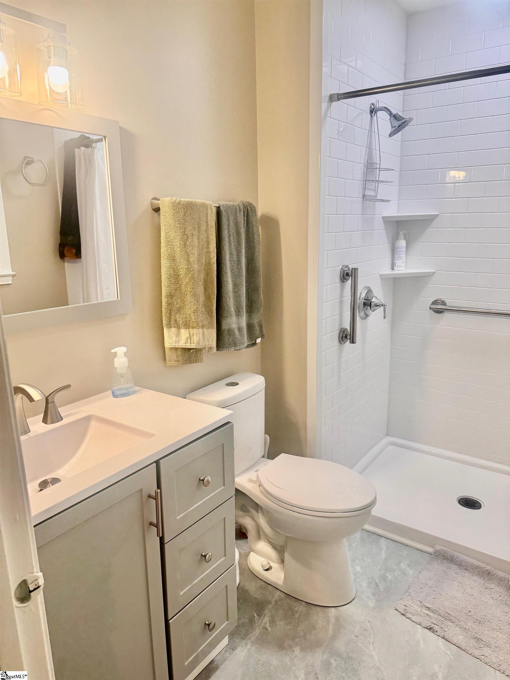 211 Vega Lane Greer, SC 29651