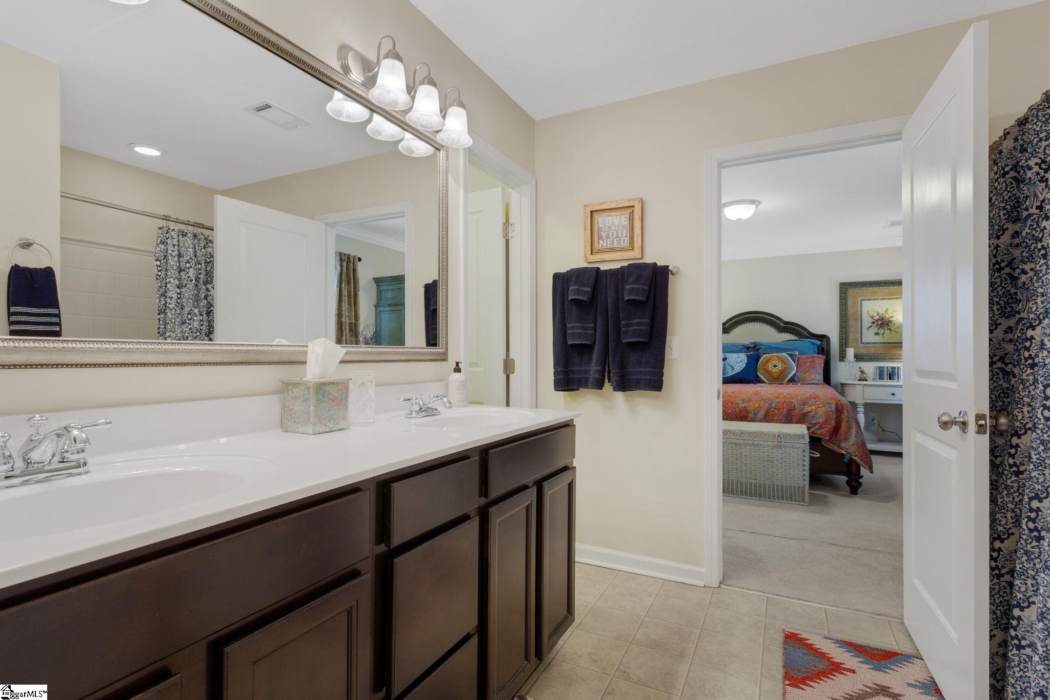 273 Stonewood Crossing Drive Boiling Springs, SC 29316
