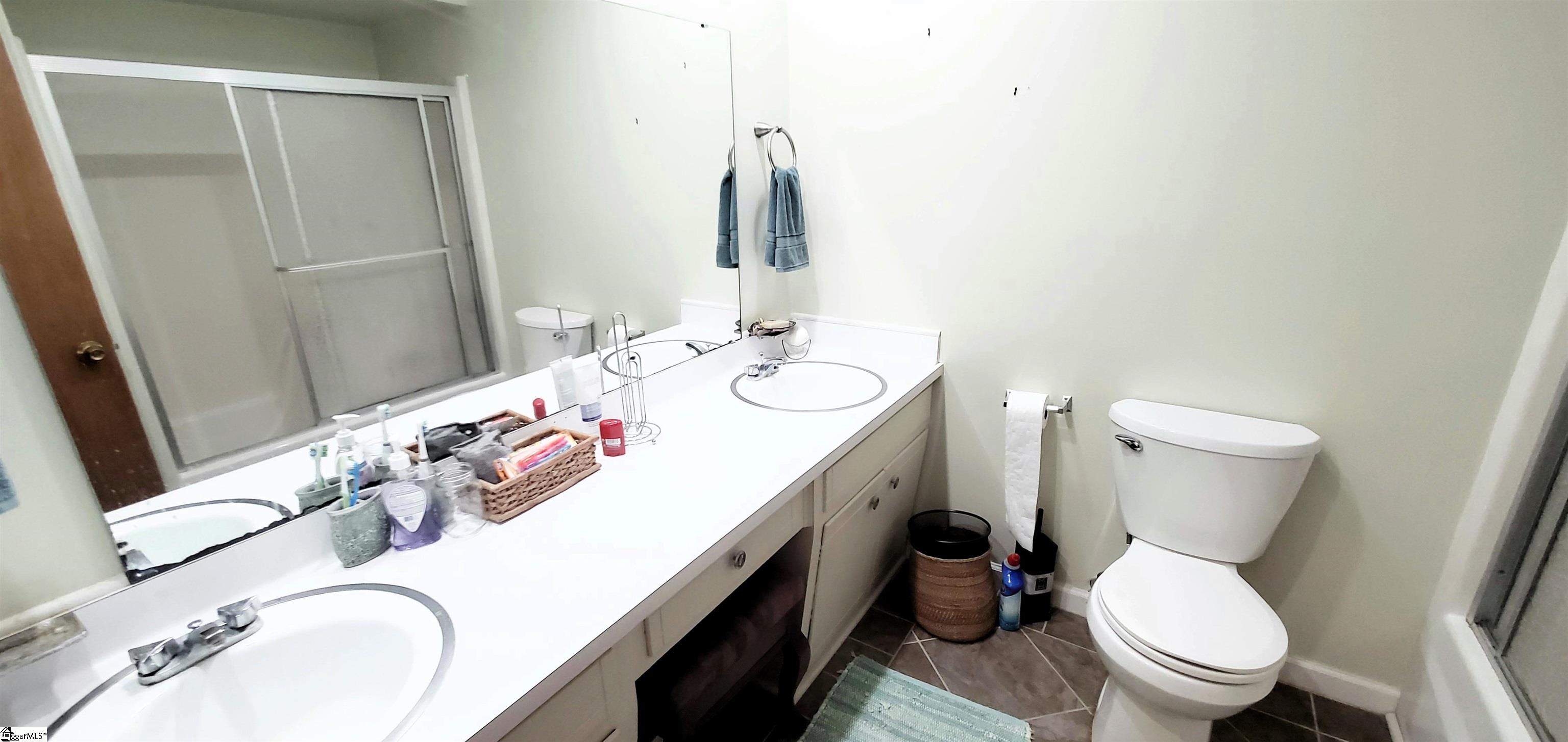 522 Hemlock Drive Boiling Springs, SC 29316