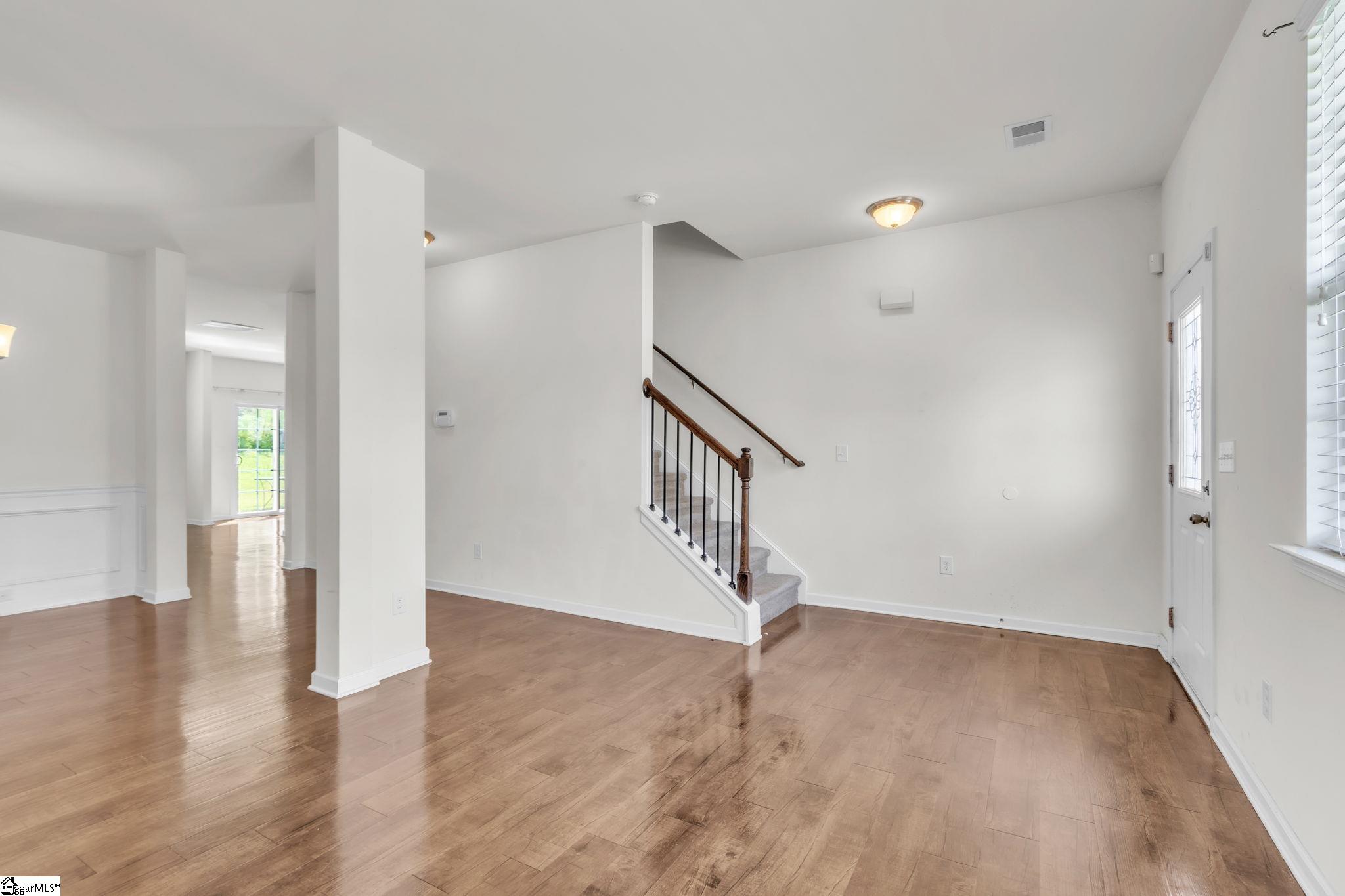 1008 Louvale Court Simpsonville, SC 29681