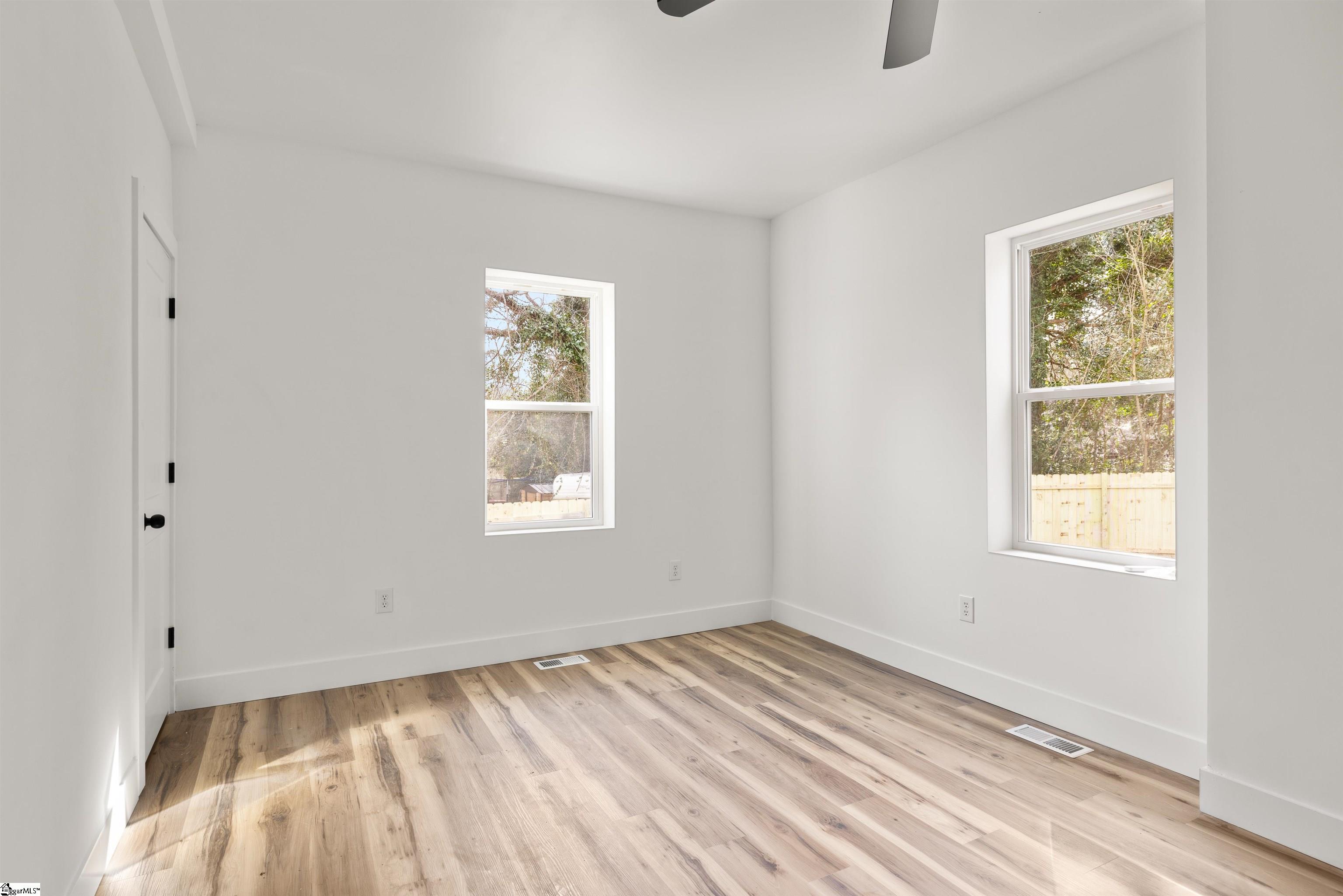 221 Calvert Street Spartanburg, SC 29307
