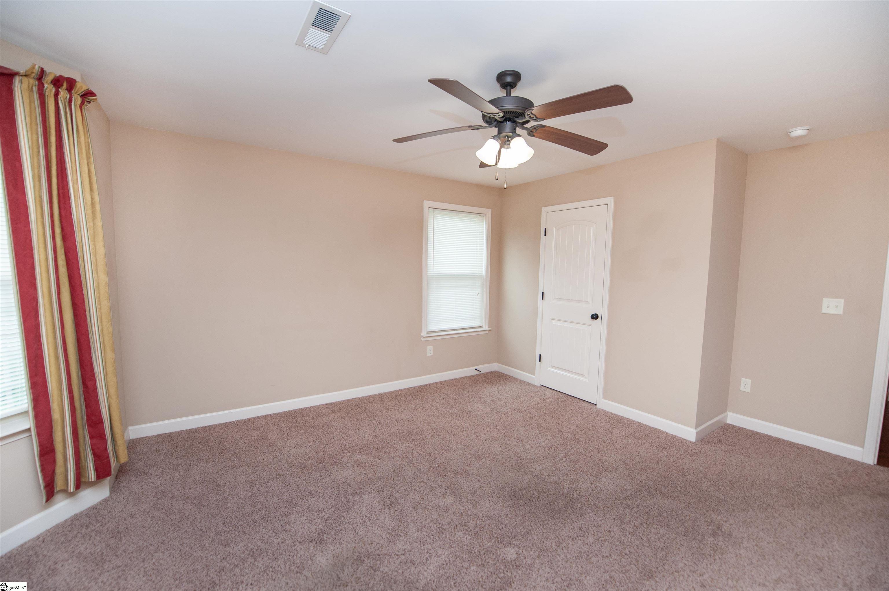 215 Longmont Drive Boiling Springs, SC 29316