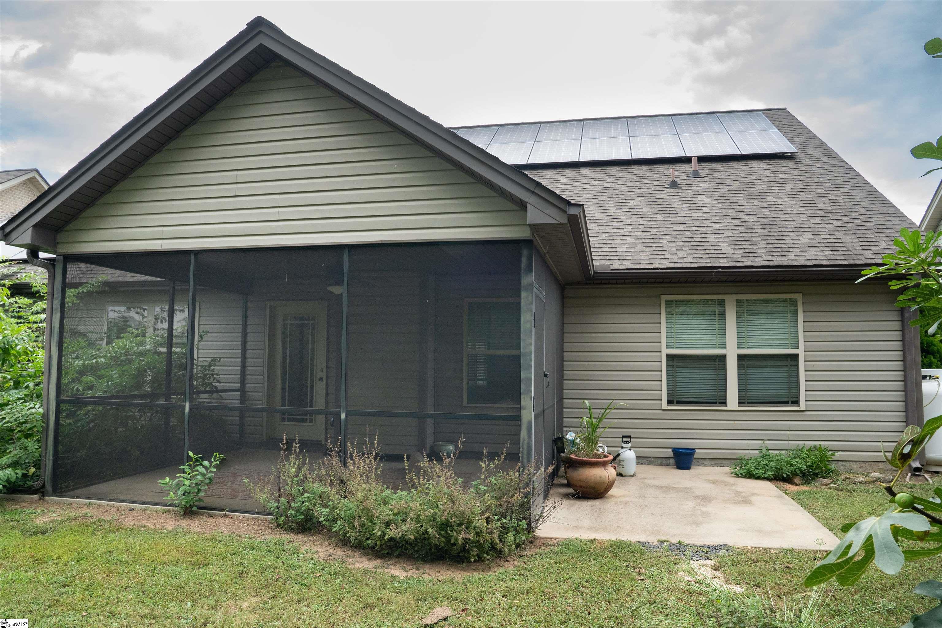 215 Longmont Drive Boiling Springs, SC 29316