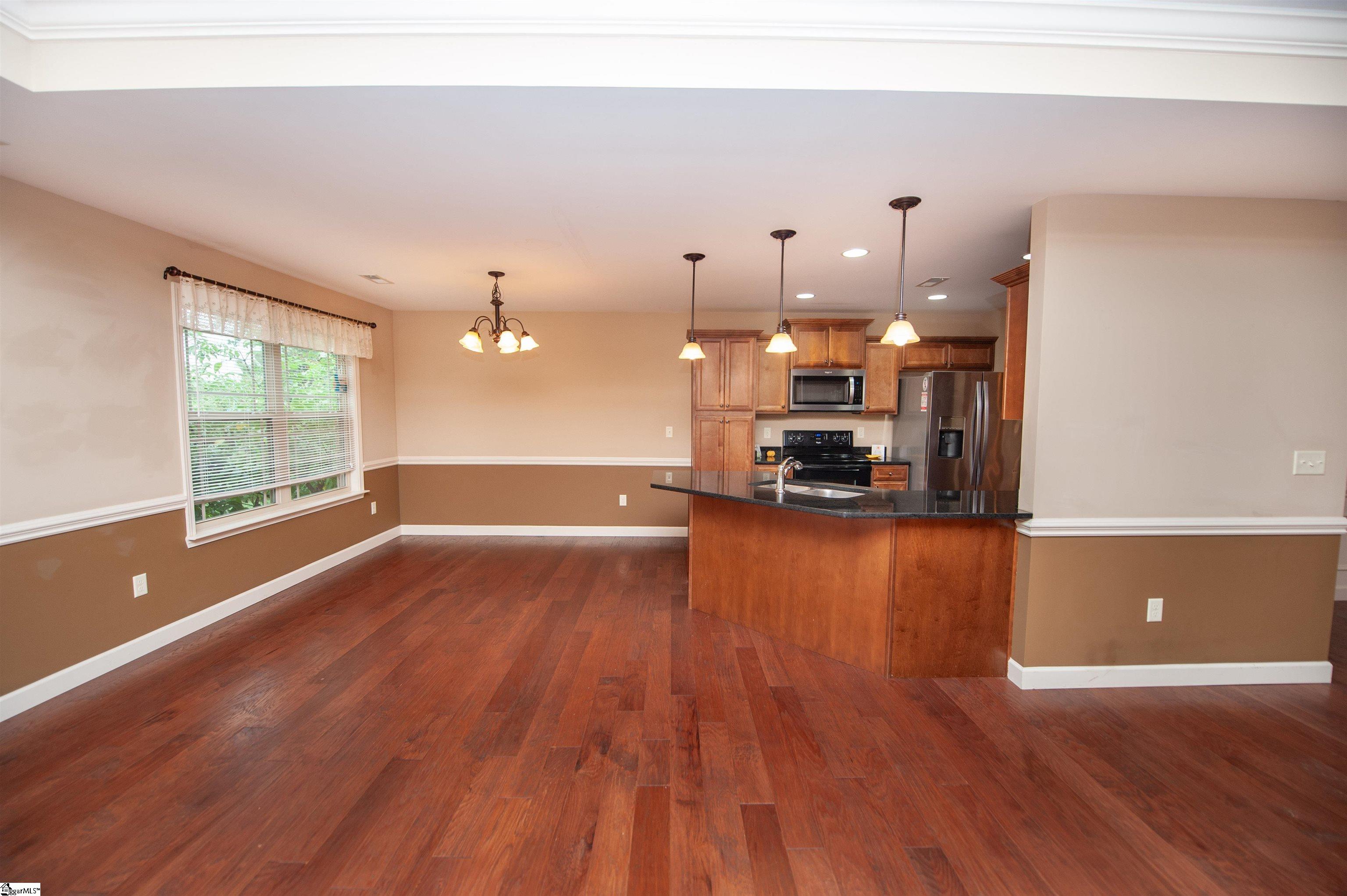 215 Longmont Drive Boiling Springs, SC 29316