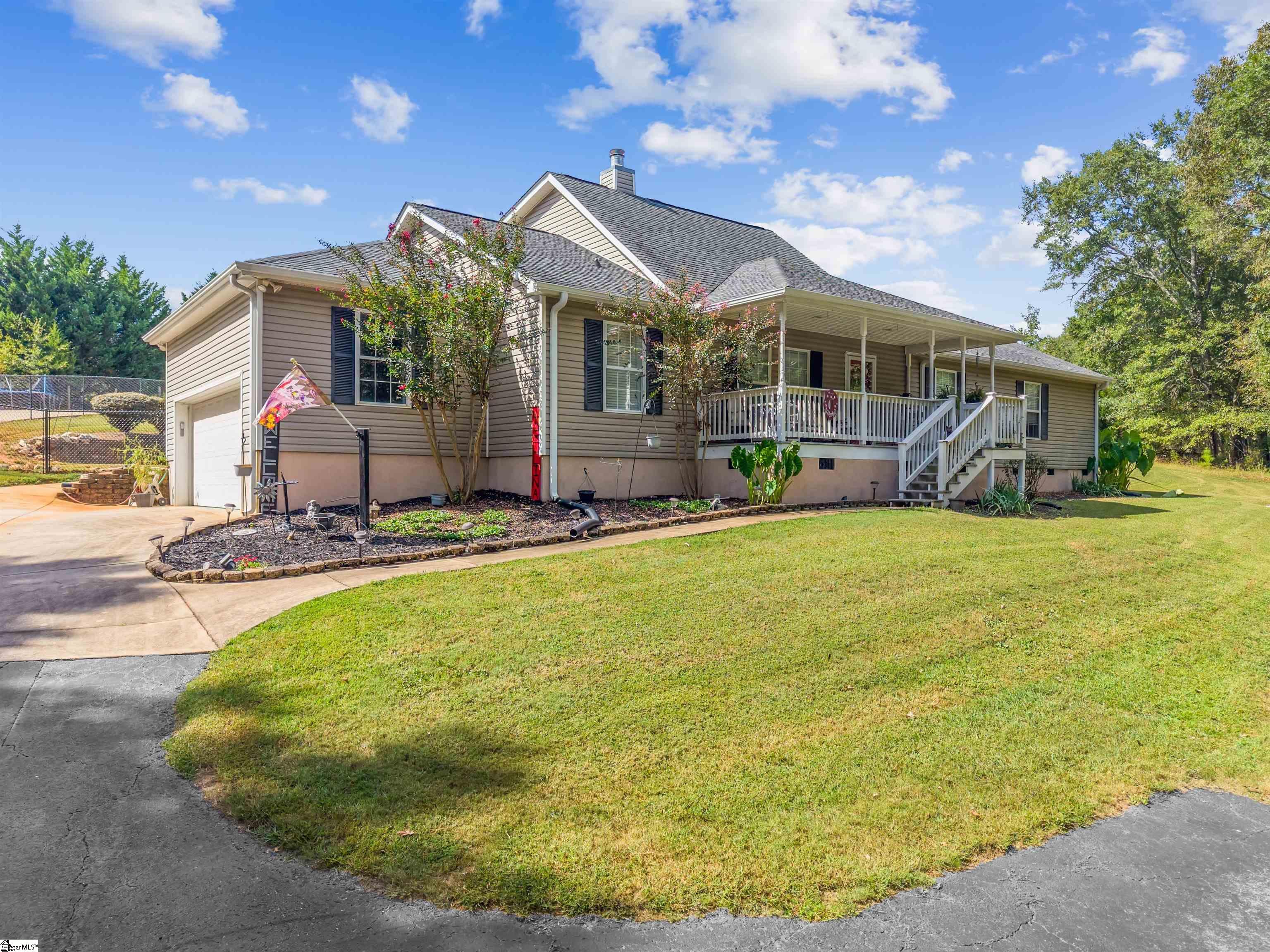 1216 White Road Piedmont, SC 29673