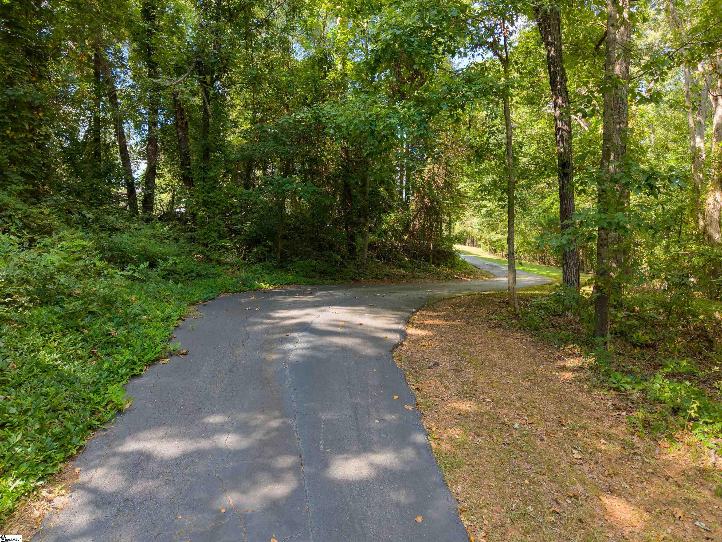 1216 White Road Piedmont, SC 29673