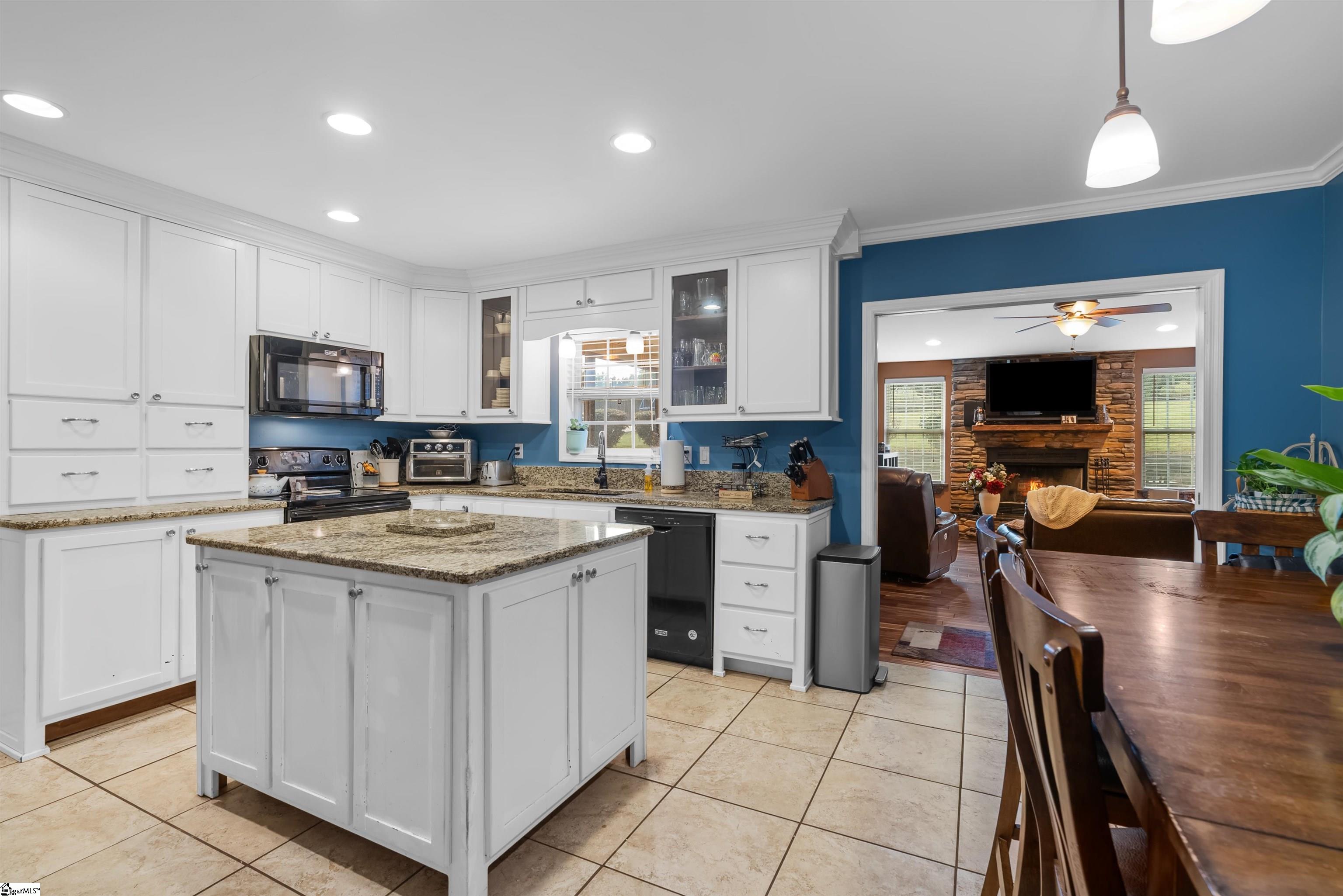 1216 White Road Piedmont, SC 29673
